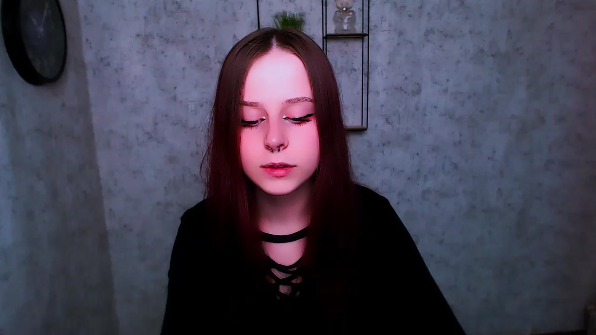 Gallery image thumbnail from SaraLipss_'s myfreecams stream on, 04/18/2023, 19:14 image 17 of 20