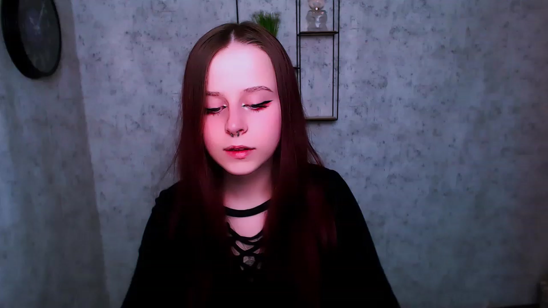 Gallery image thumbnail from SaraLipss_'s myfreecams stream on, 04/18/2023, 19:14 image 5 of 20
