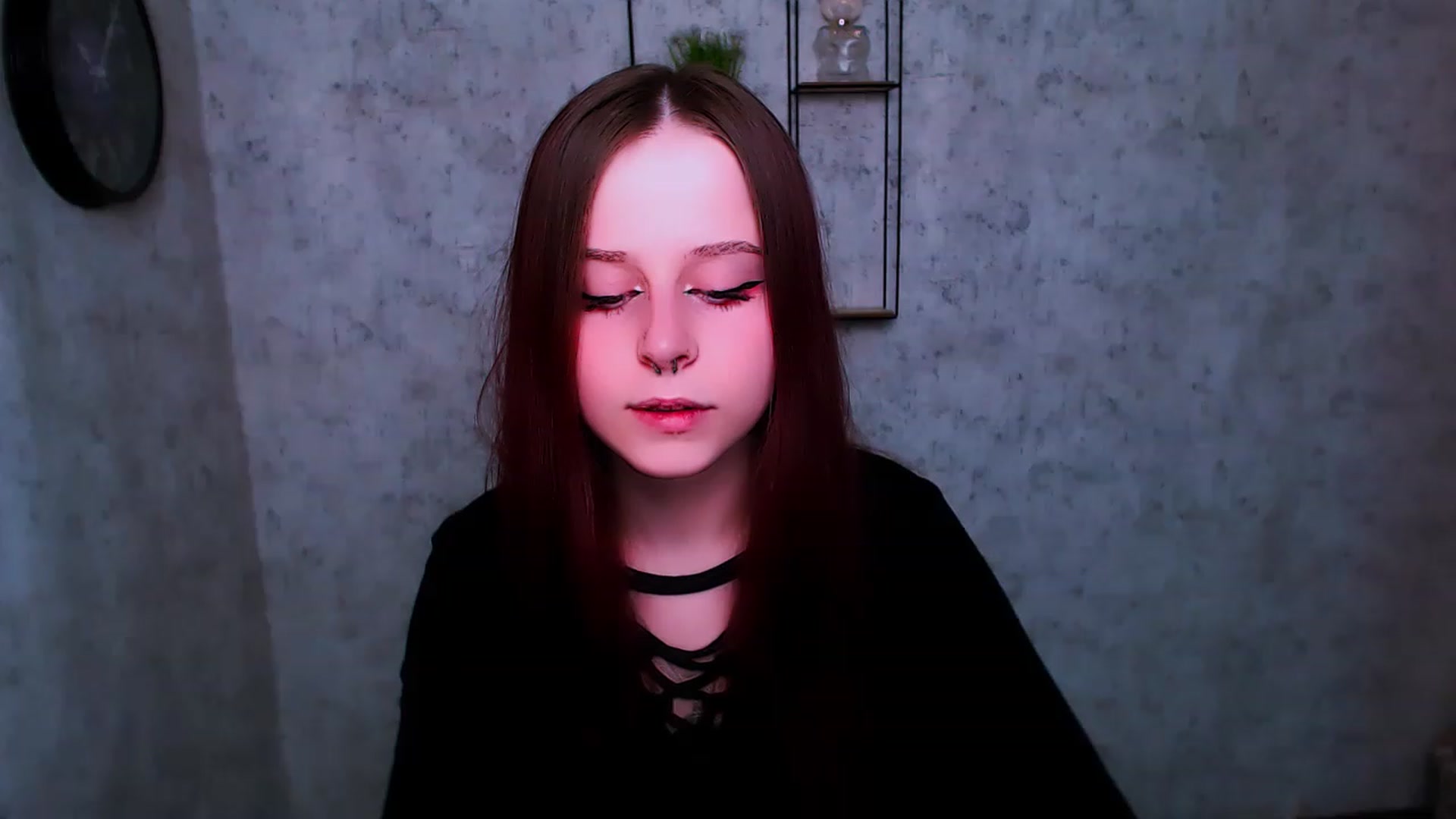 Gallery image thumbnail from SaraLipss_'s myfreecams stream on, 04/18/2023, 19:14 image 16 of 20