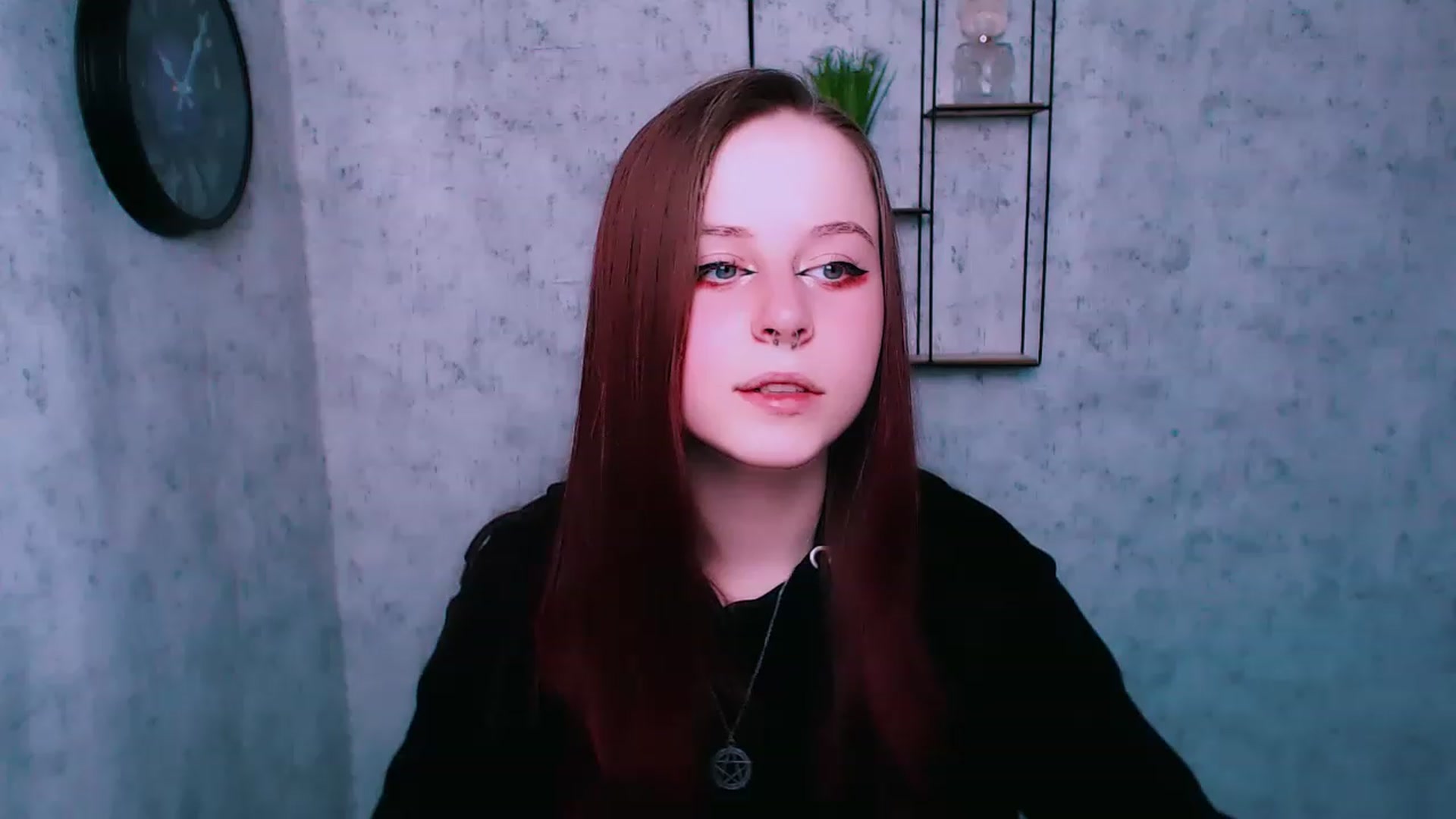 Gallery image thumbnail from SaraLipss_'s myfreecams stream on, 05/01/2023, 12:22 image 12 of 20