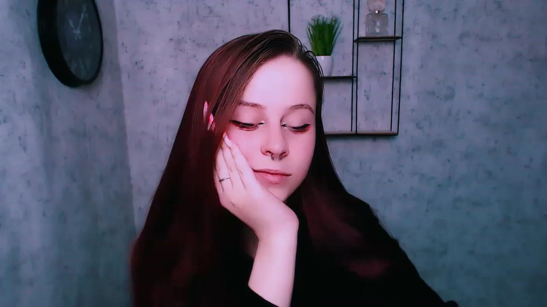 Gallery image thumbnail from SaraLipss_'s myfreecams stream on, 05/01/2023, 15:54 image 9 of 20