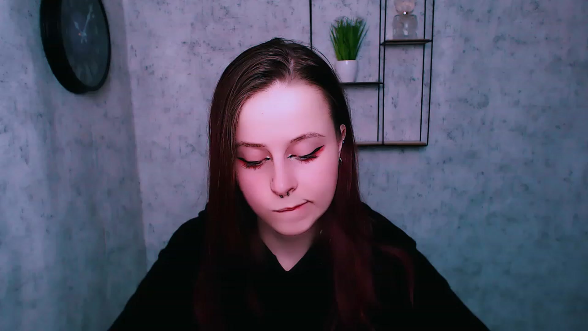 Gallery image thumbnail from SaraLipss_'s myfreecams stream on, 05/01/2023, 15:54 image 17 of 20