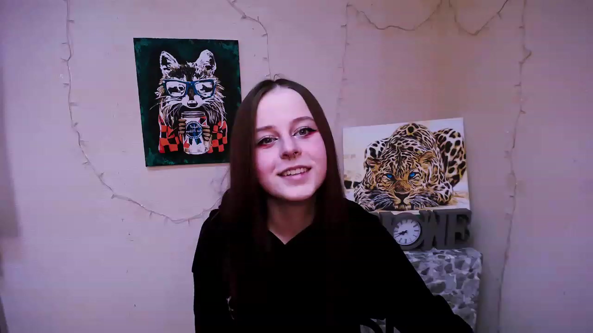 Gallery image thumbnail from SaraLipss_'s myfreecams stream on, 05/02/2023, 12:54 image 8 of 20