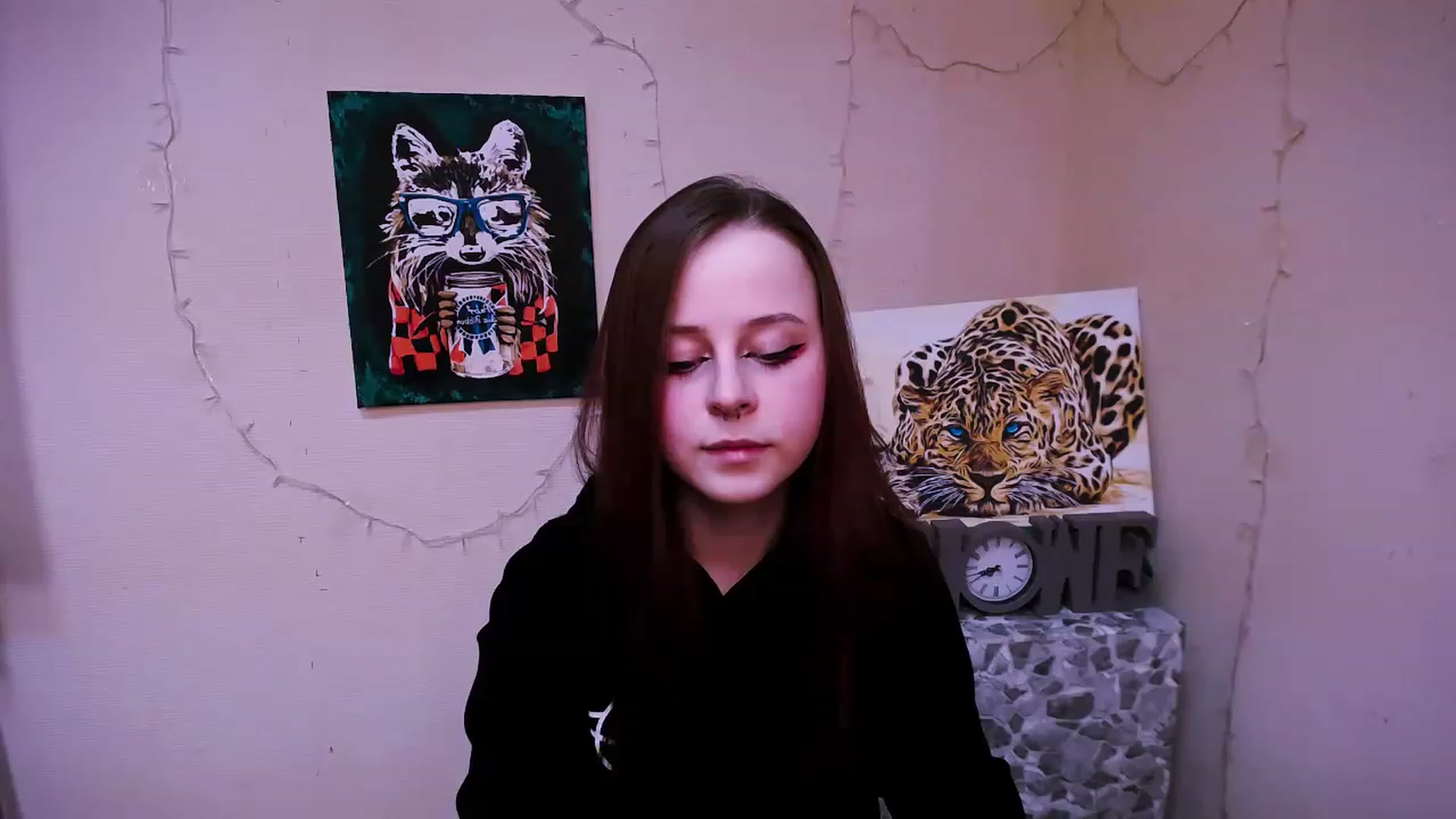 Gallery image thumbnail from SaraLipss_'s myfreecams stream on, 05/02/2023, 12:54 image 13 of 20