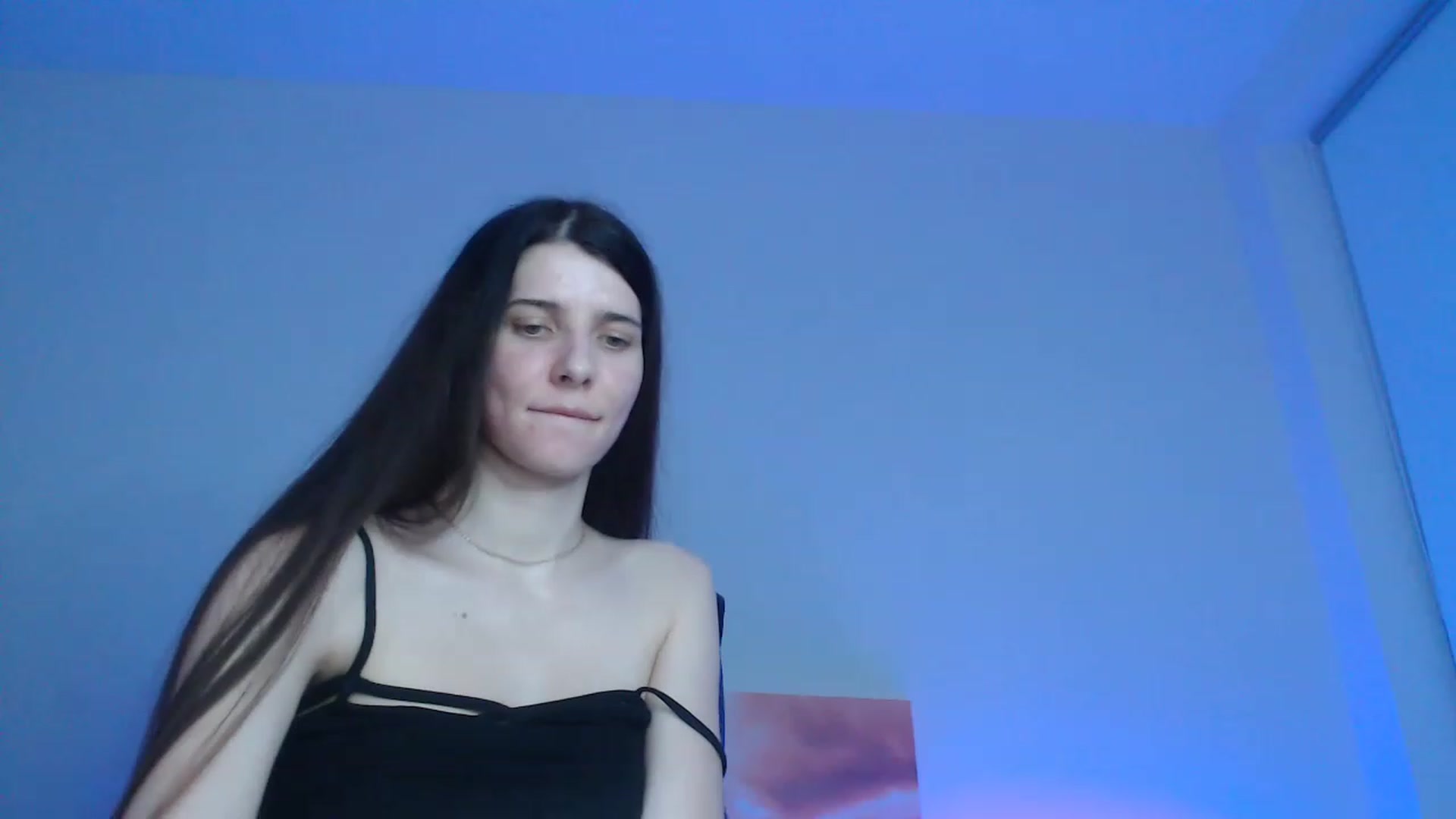 Gallery image thumbnail from SaraRich's myfreecams stream on, 11/25/2022, 16:14 image 3 of 20