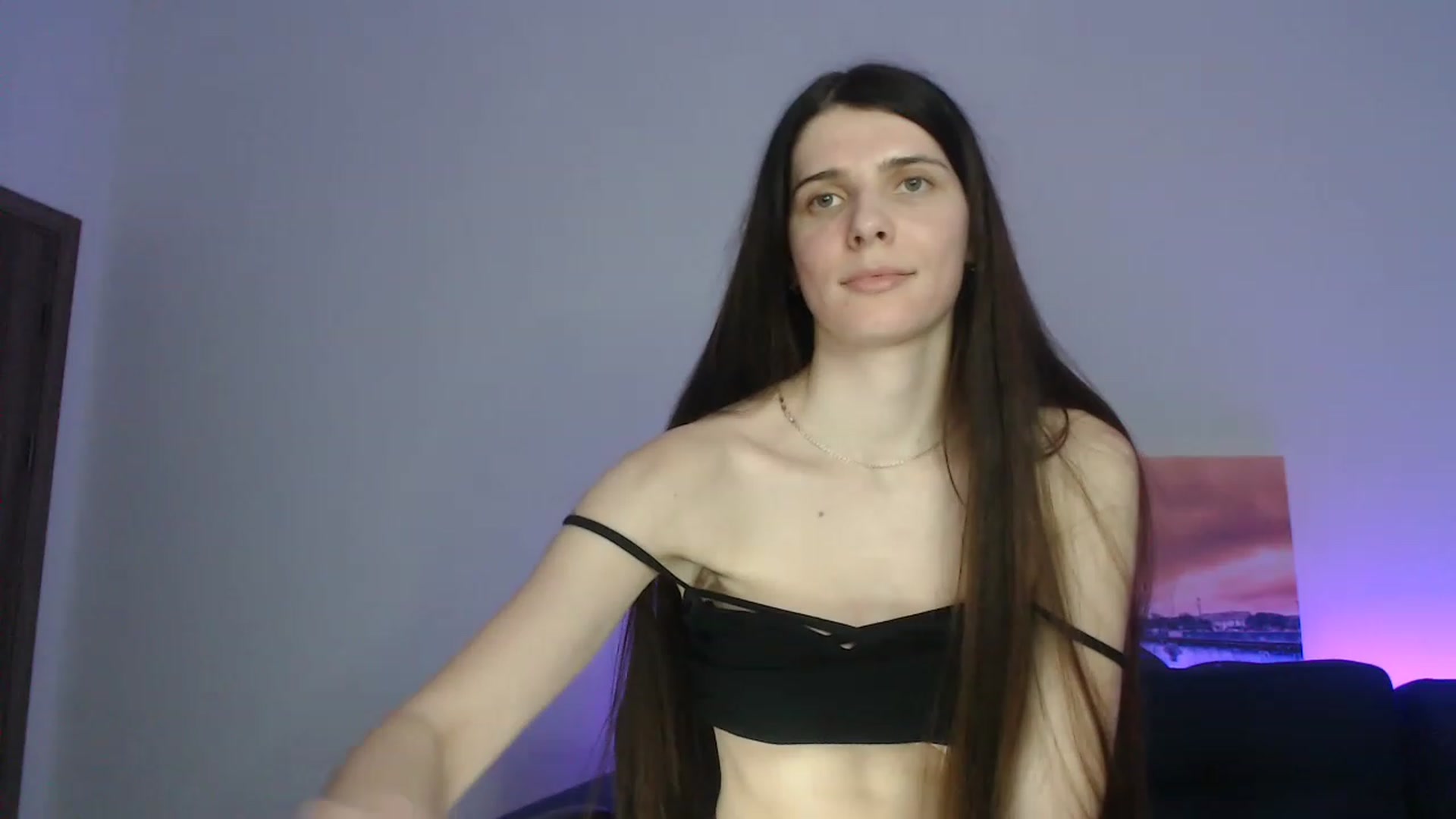 Gallery image thumbnail from SaraRich's myfreecams stream on, 11/25/2022, 16:25 image 19 of 20