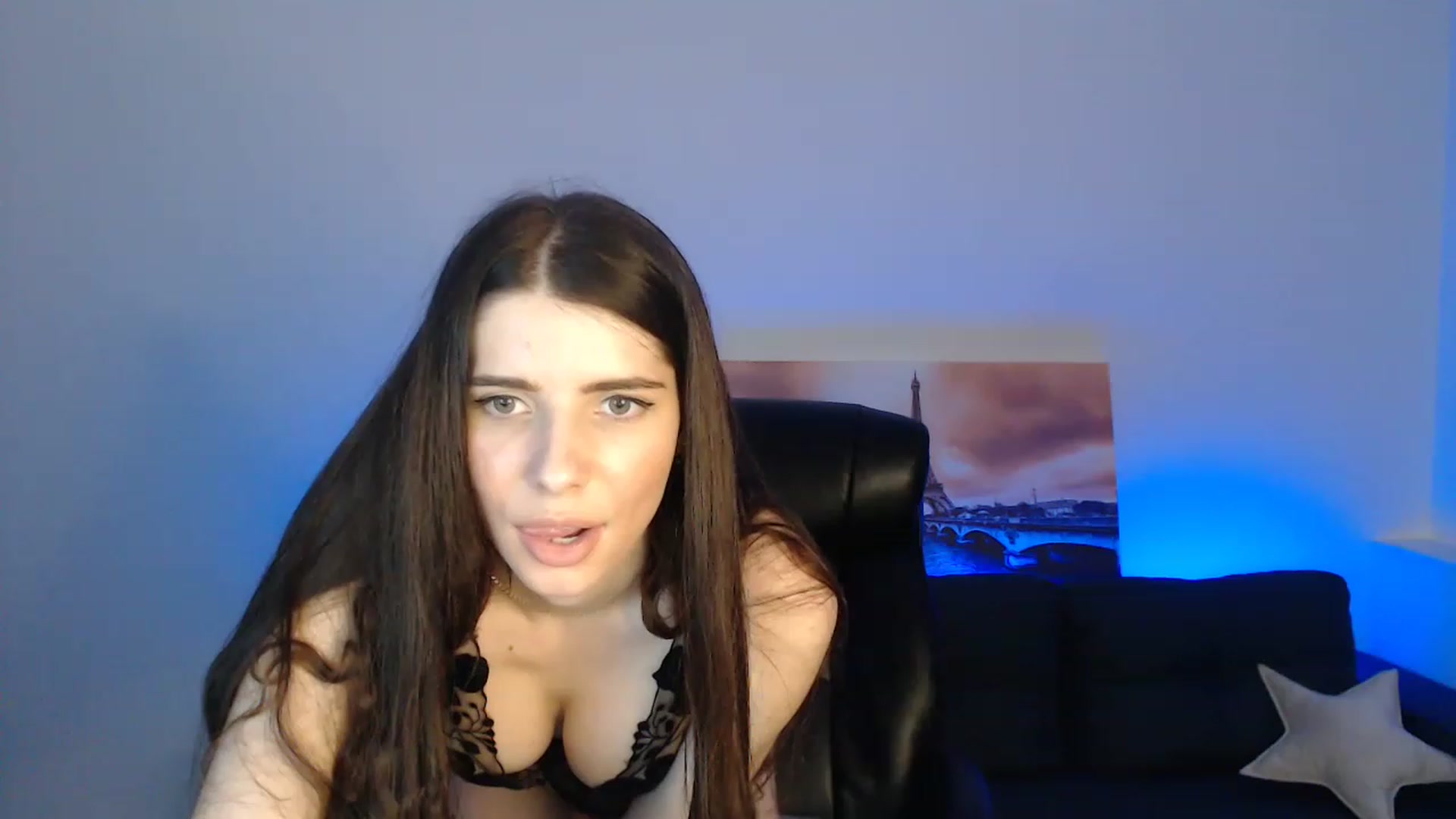 Gallery image thumbnail from SaraRich's myfreecams stream on, 11/28/2022, 14:38 image 1 of 20