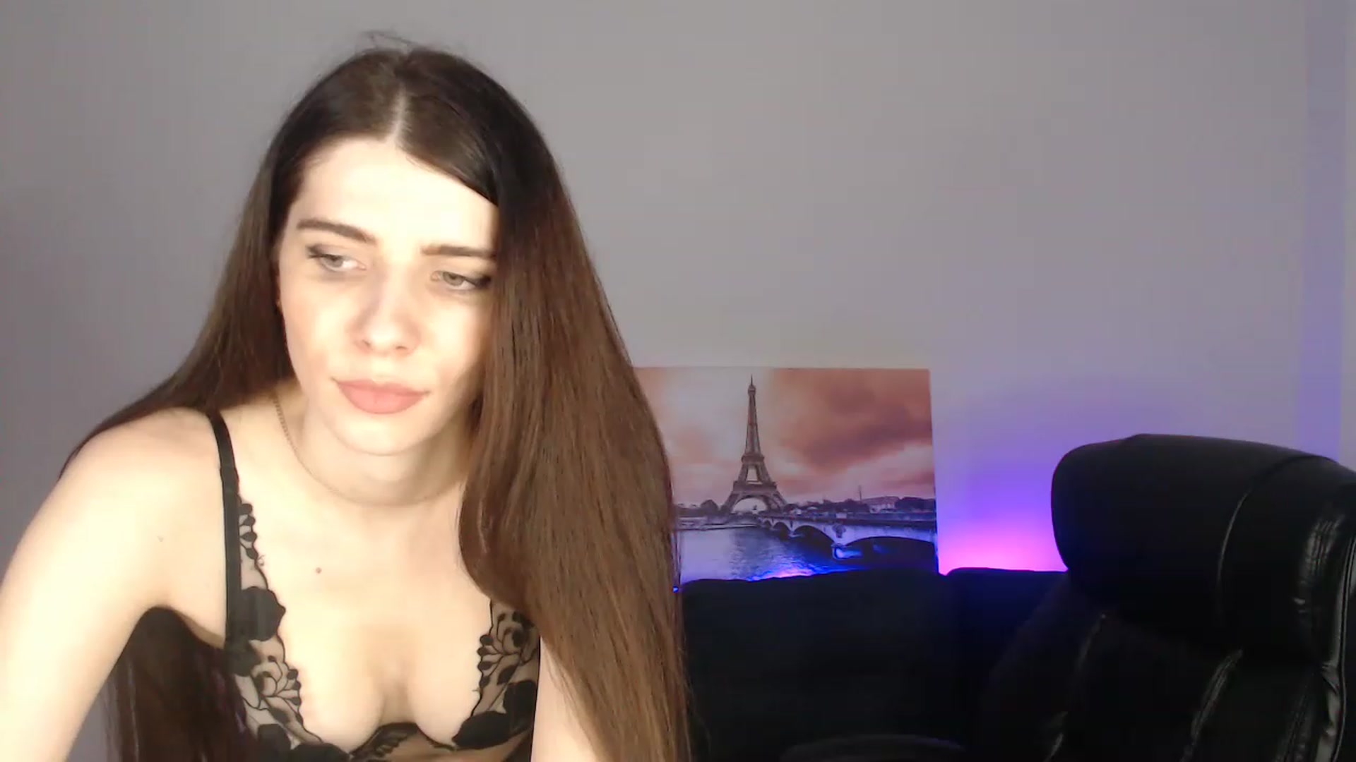 Gallery image thumbnail from SaraRich's myfreecams stream on, 12/05/2022, 13:25 image 9 of 20