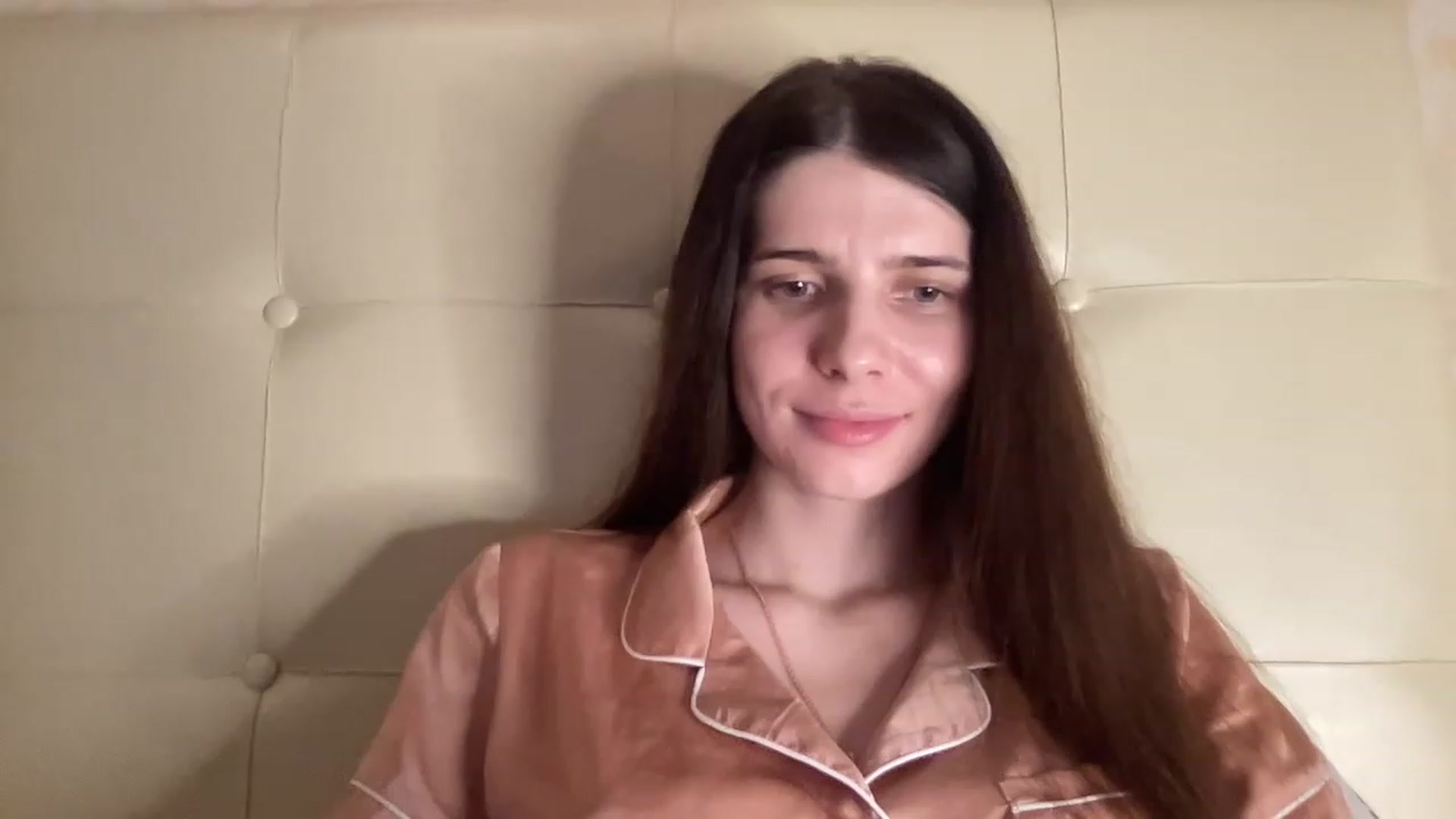 Gallery image thumbnail from SaraRich's myfreecams stream on, 12/07/2022, 22:15 image 18 of 20