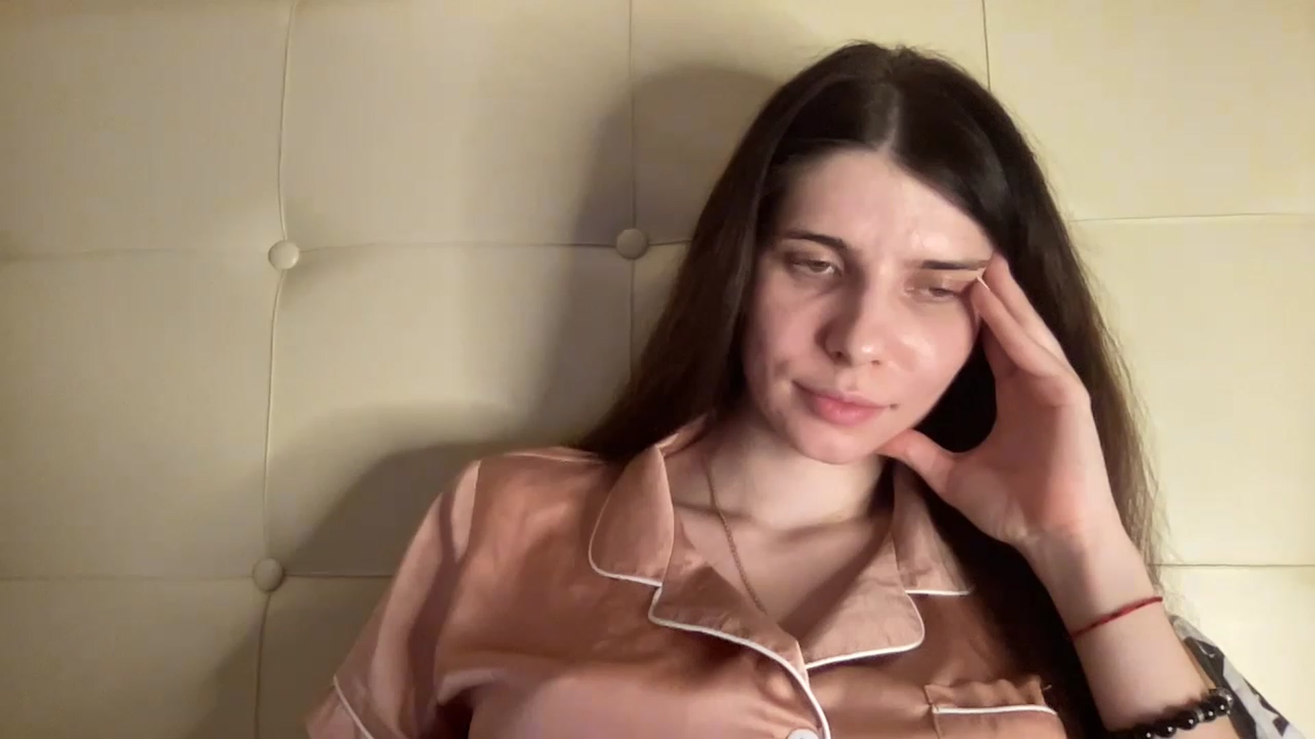 Gallery image thumbnail from SaraRich's myfreecams stream on, 12/07/2022, 23:28 image 13 of 20