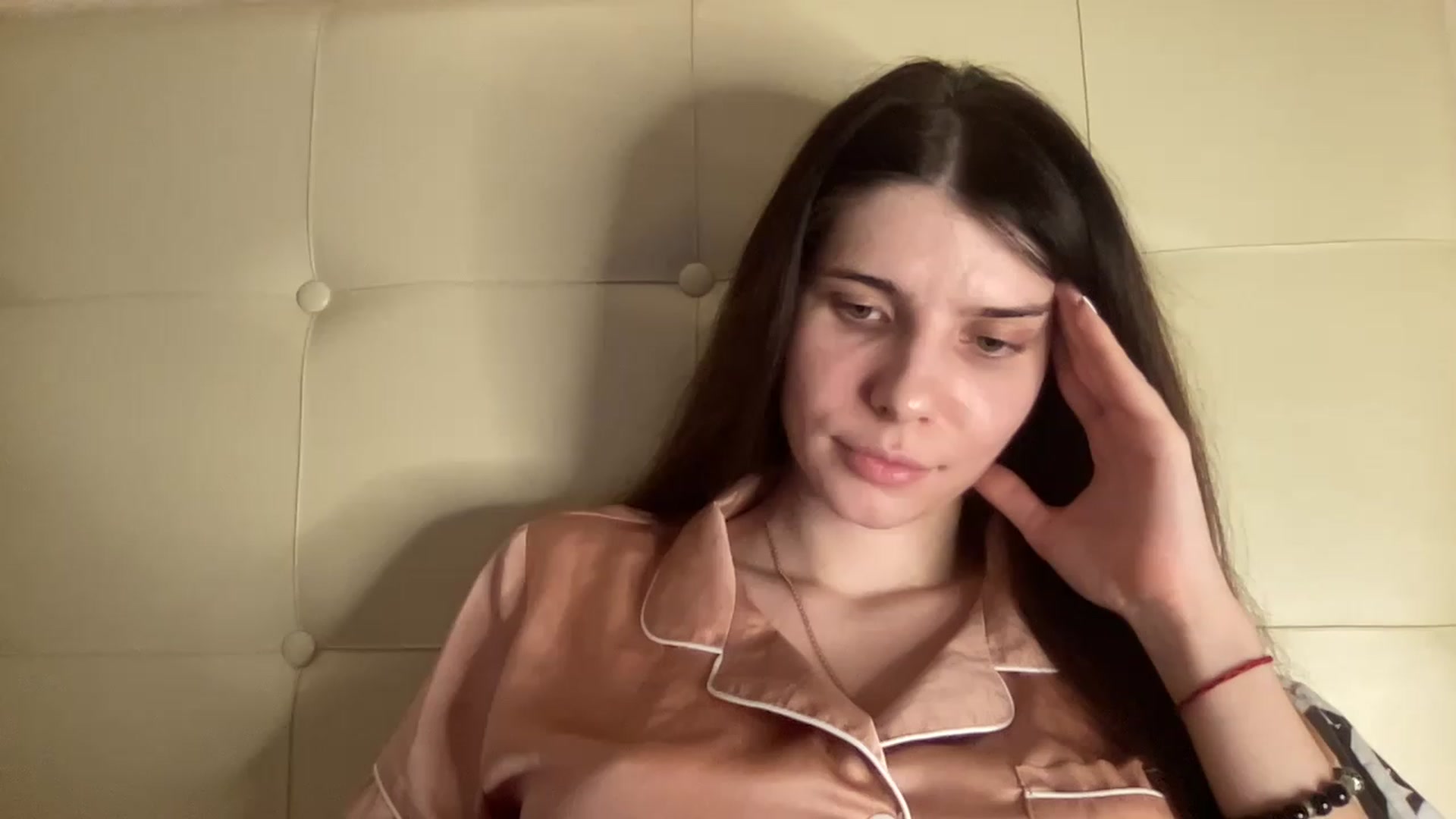 Gallery image thumbnail from SaraRich's myfreecams stream on, 12/07/2022, 23:28 image 14 of 20