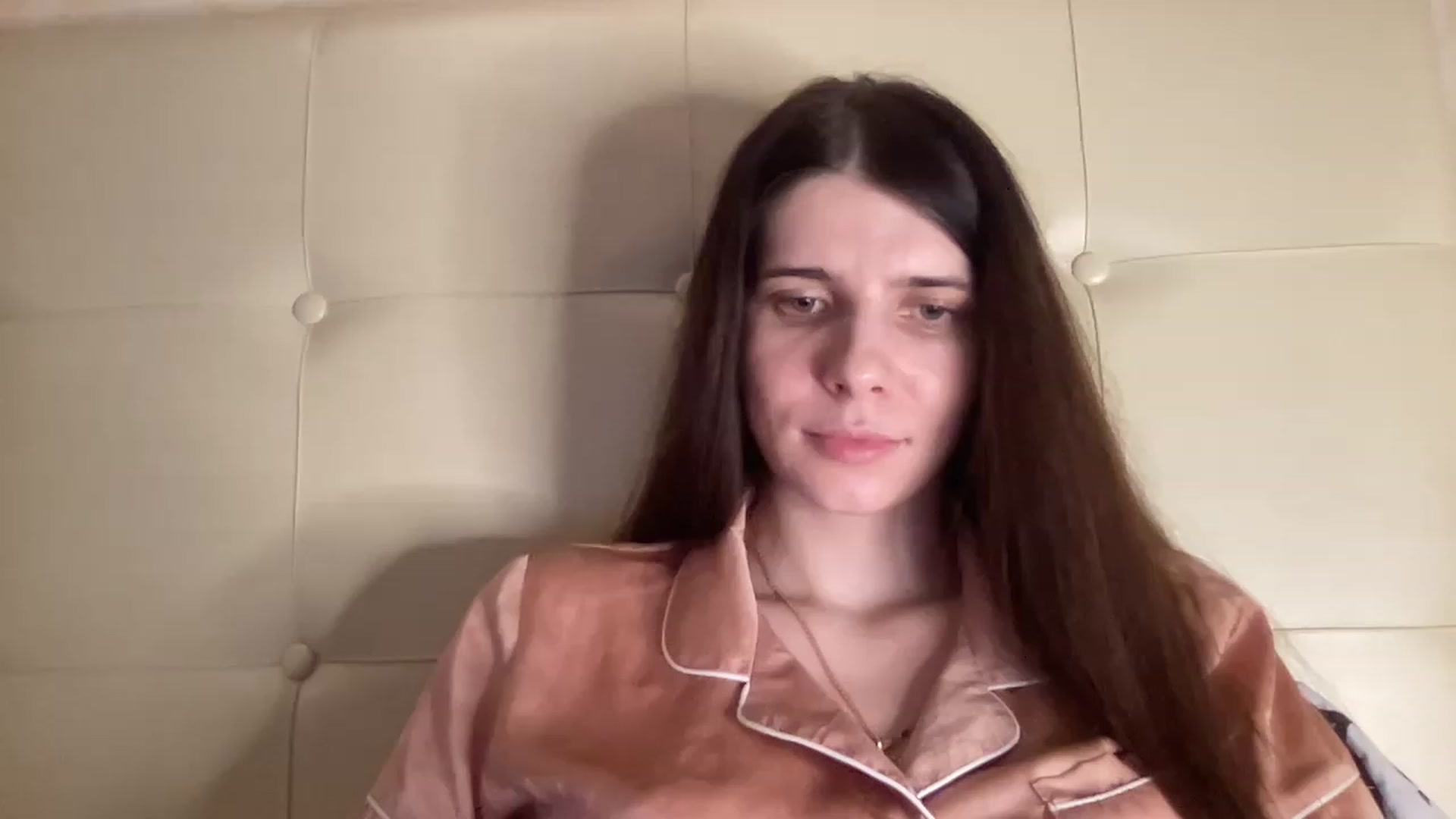 Gallery image thumbnail from SaraRich's myfreecams stream on, 12/07/2022, 23:28 image 7 of 20