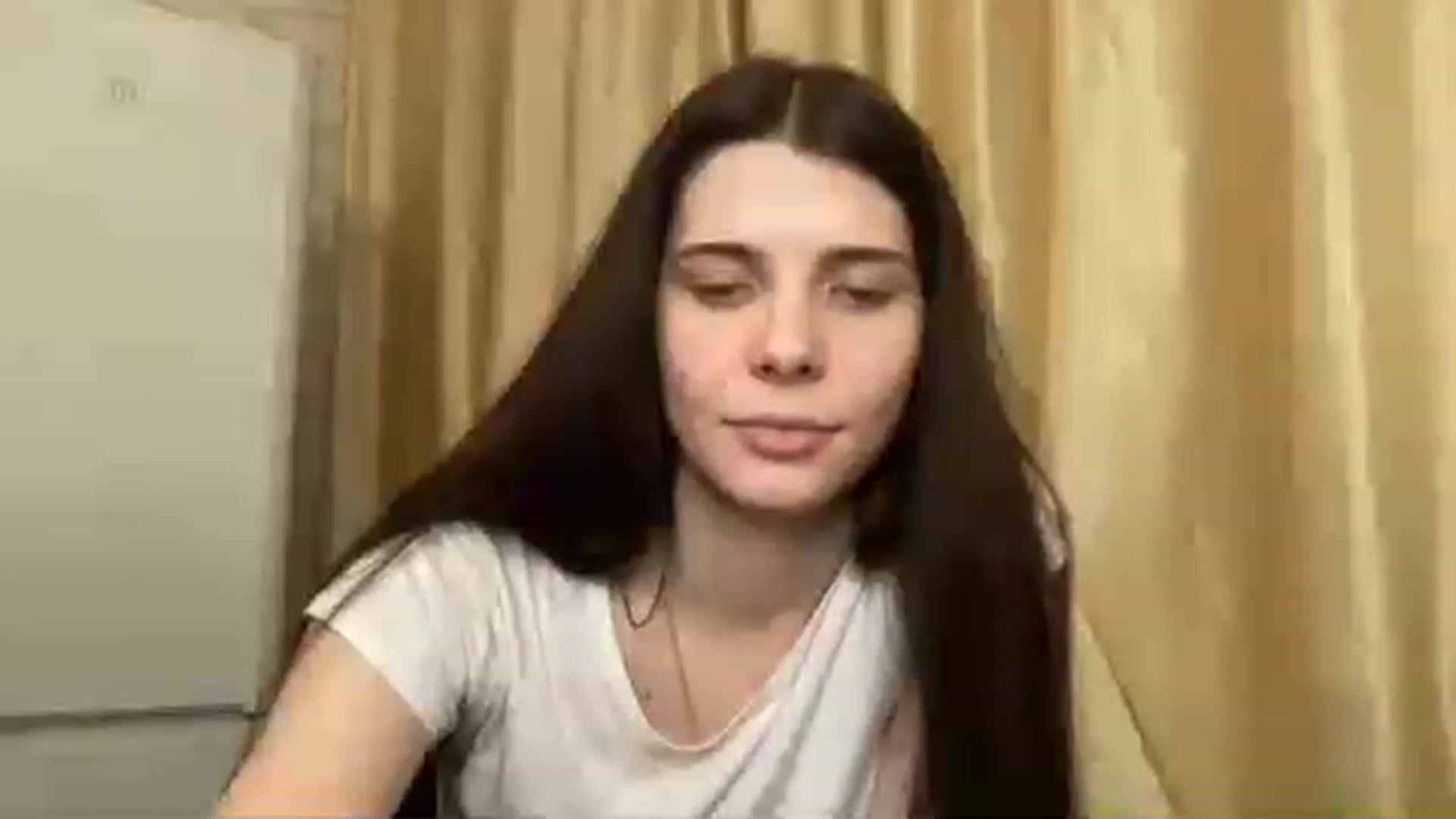 Gallery image thumbnail from SaraRich's myfreecams stream on, 12/18/2022, 14:35 image 14 of 20