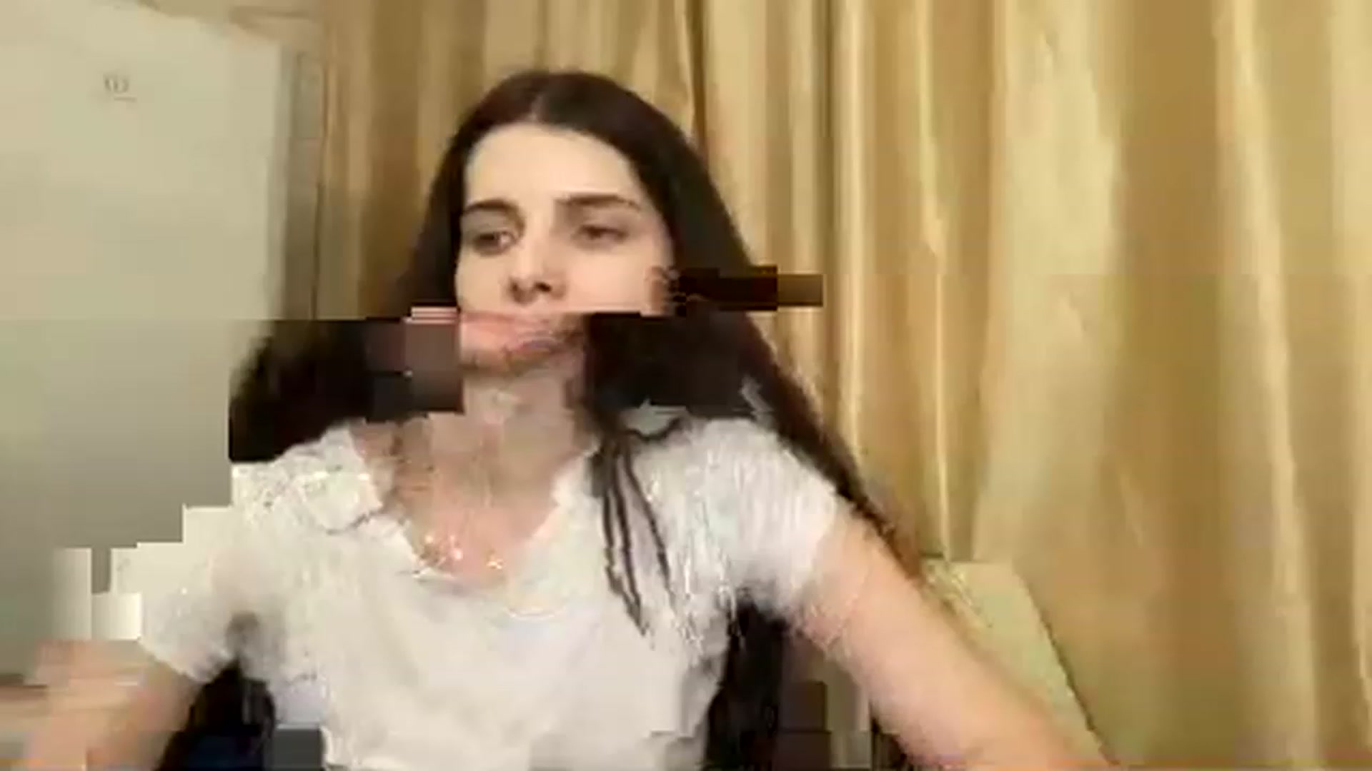 Gallery image thumbnail from SaraRich's myfreecams stream on, 12/18/2022, 14:35 image 18 of 20