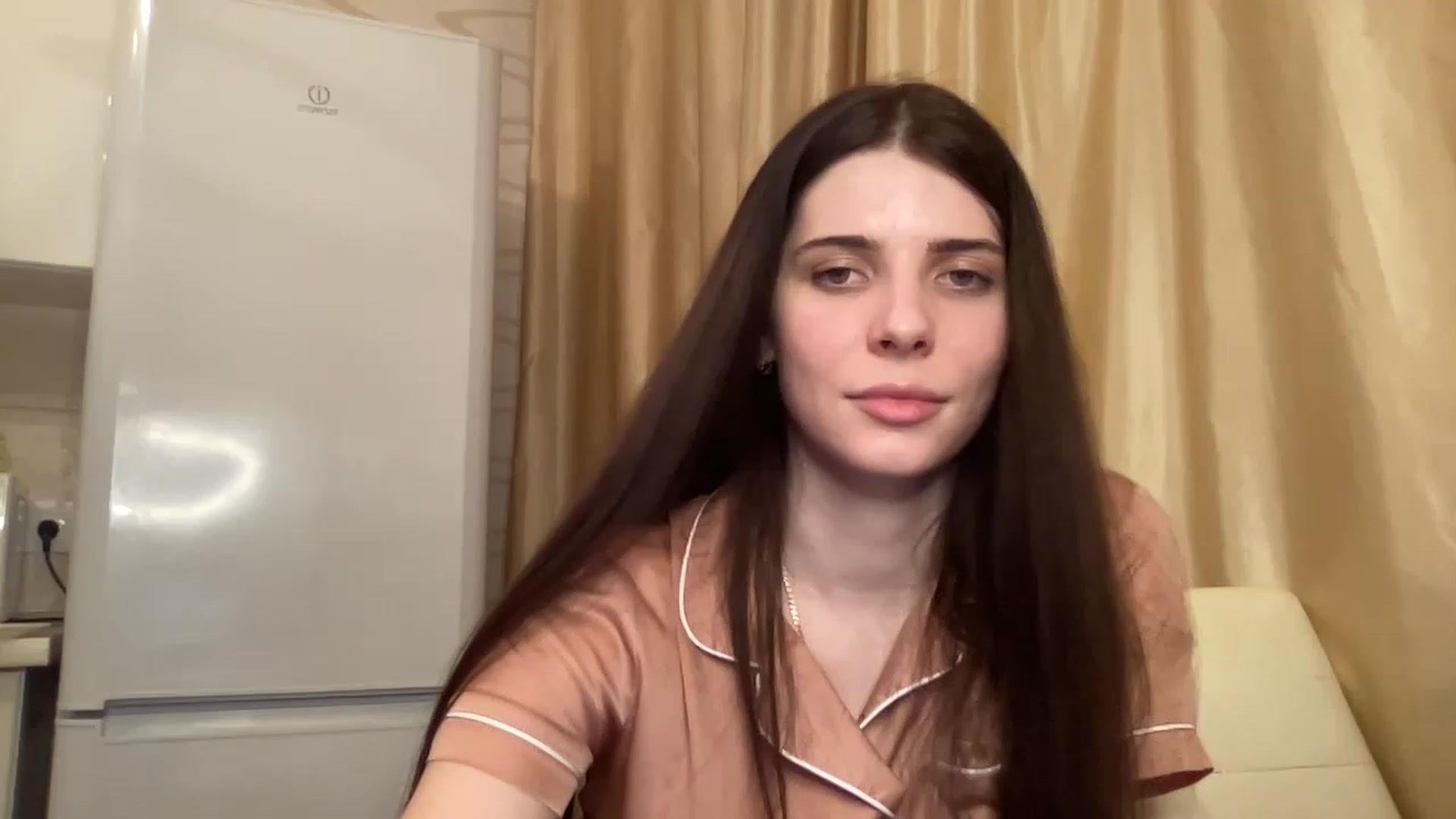 Gallery image thumbnail from SaraRich's myfreecams stream on, 12/20/2022, 18:09 image 2 of 20