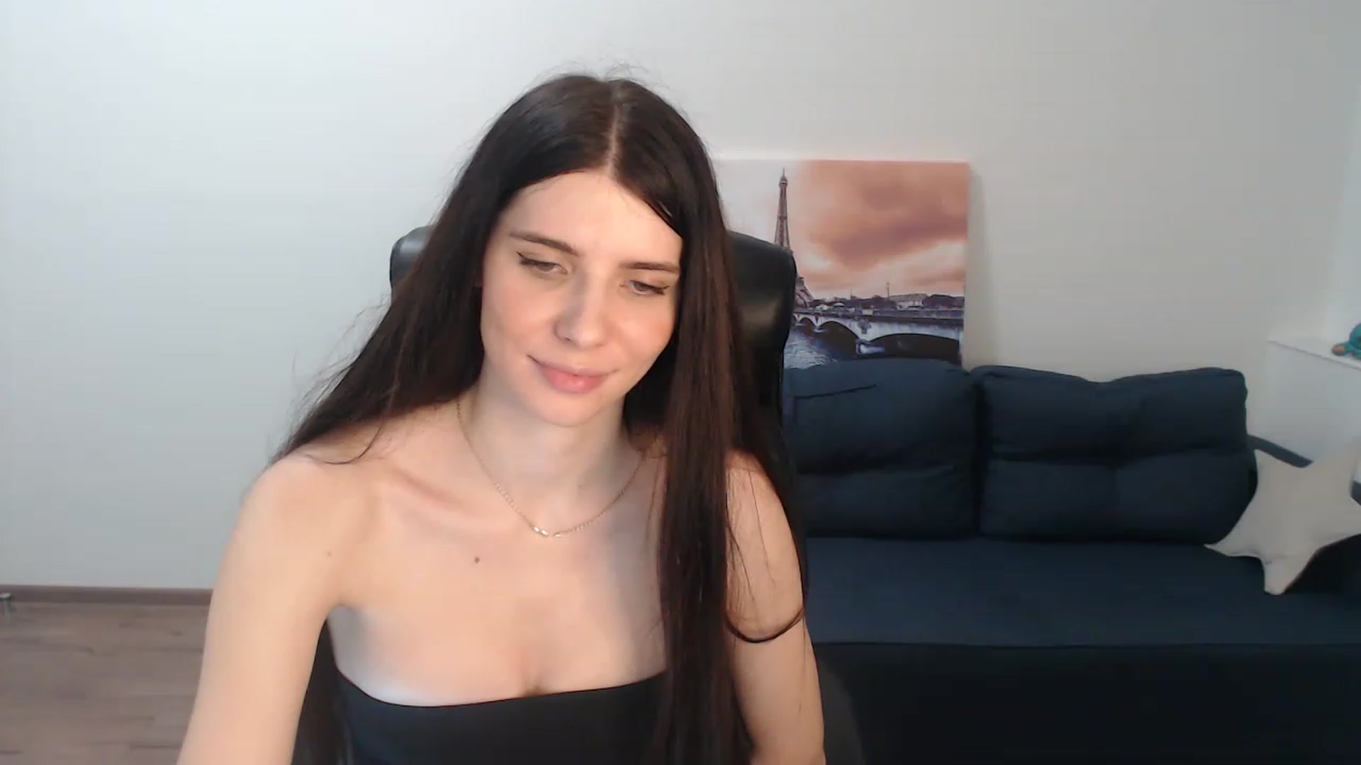 Gallery image thumbnail from SaraRich's myfreecams stream on, 12/23/2022, 15:18 image 10 of 20