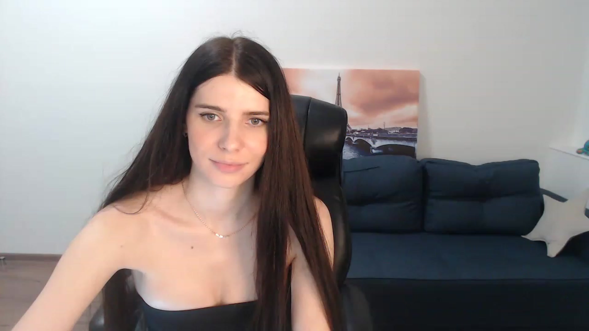 Gallery image thumbnail from SaraRich's myfreecams stream on, 12/23/2022, 15:18 image 11 of 20