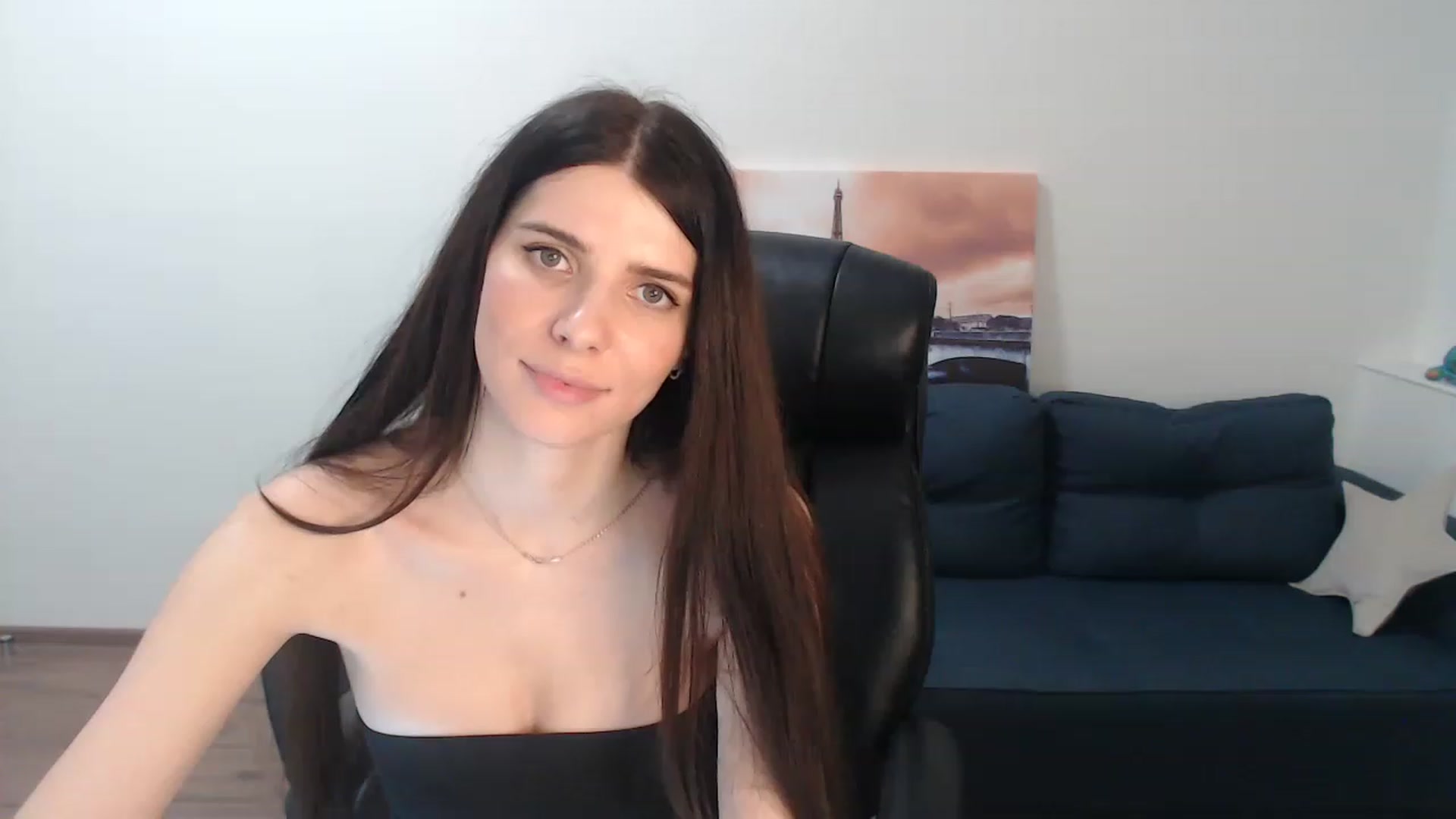 Gallery image thumbnail from SaraRich's myfreecams stream on, 12/23/2022, 15:18 image 6 of 20