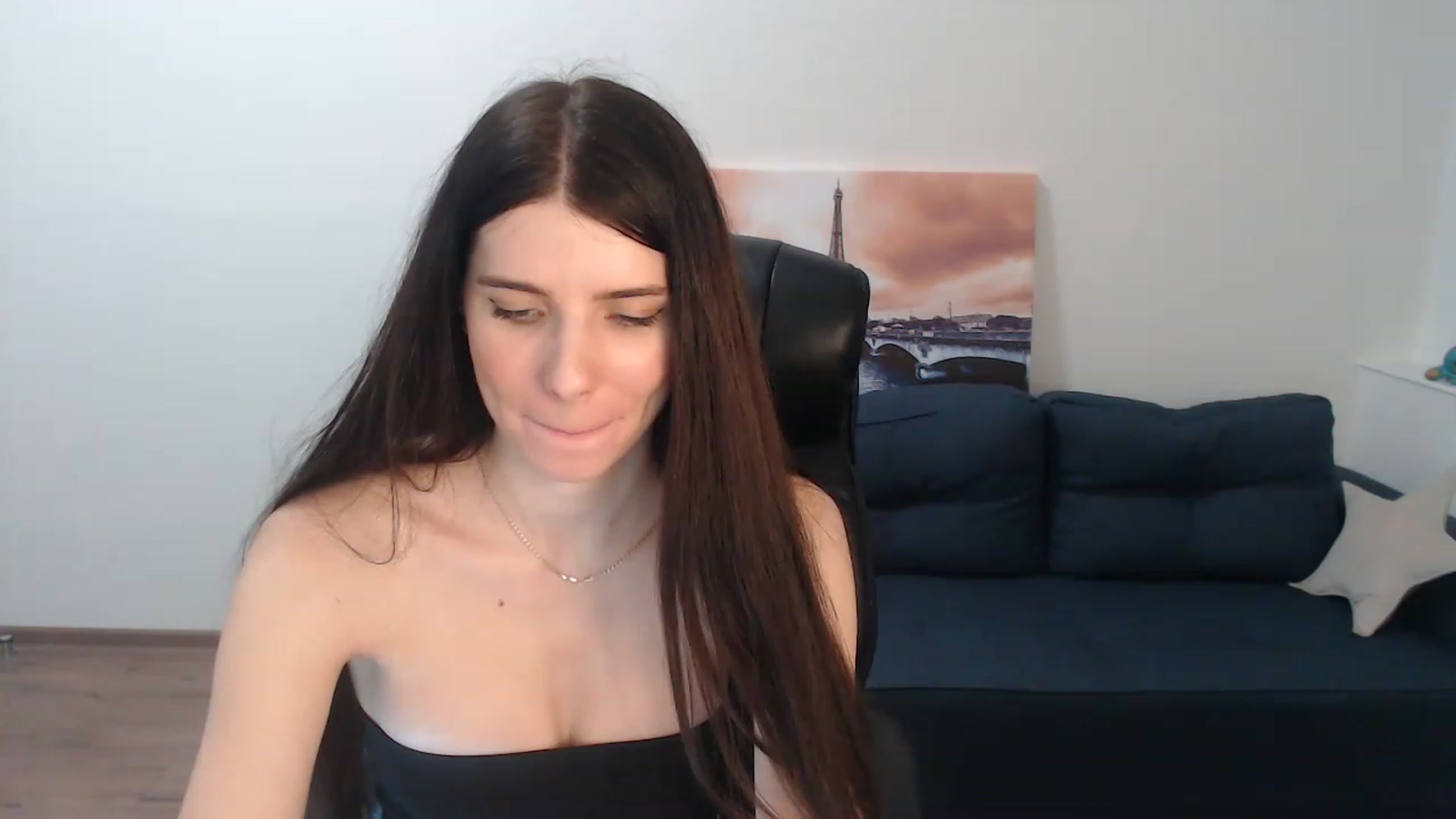Gallery image thumbnail from SaraRich's myfreecams stream on, 12/23/2022, 15:18 image 14 of 20