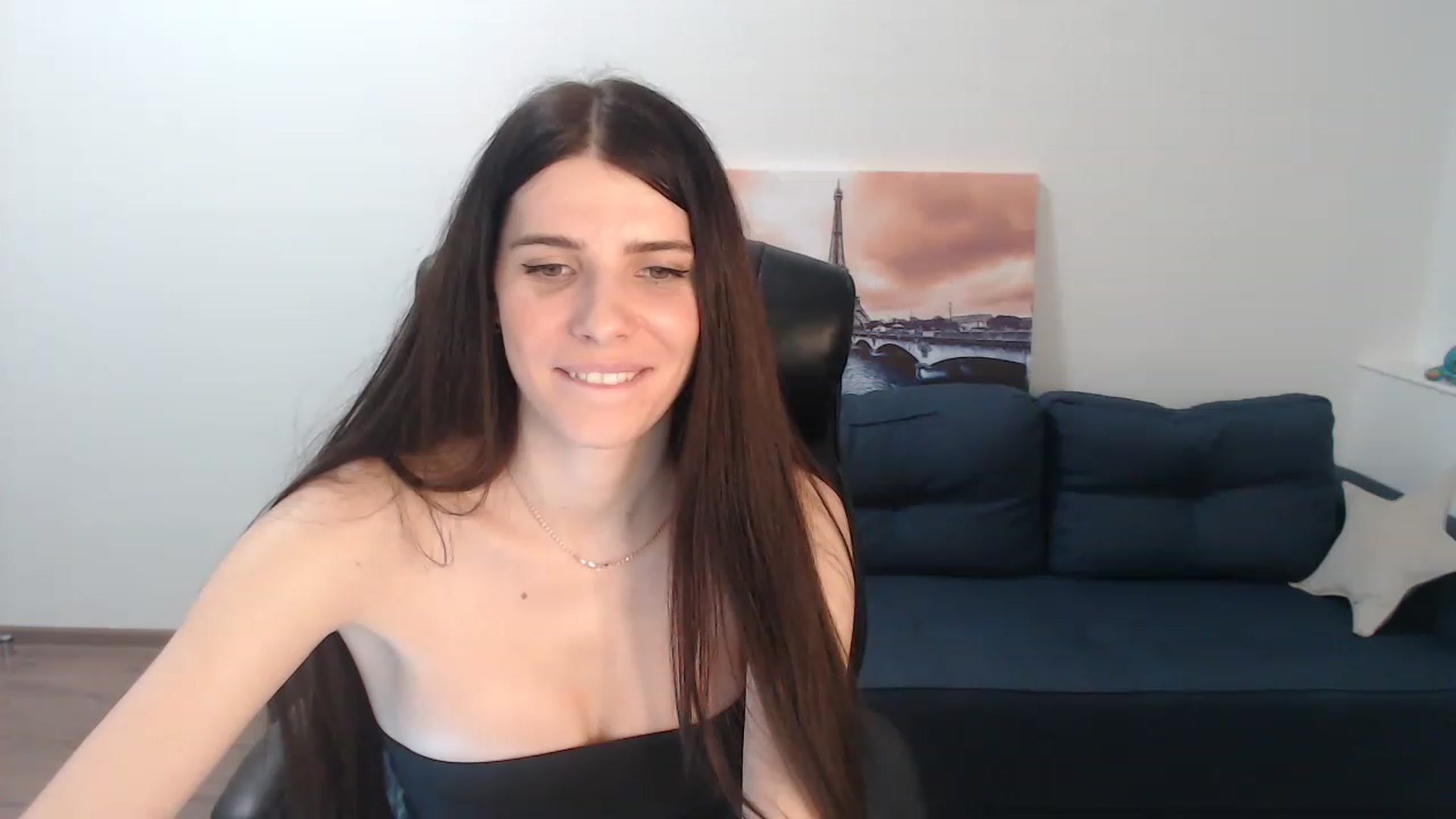 Gallery image thumbnail from SaraRich's myfreecams stream on, 12/23/2022, 15:18 image 16 of 20