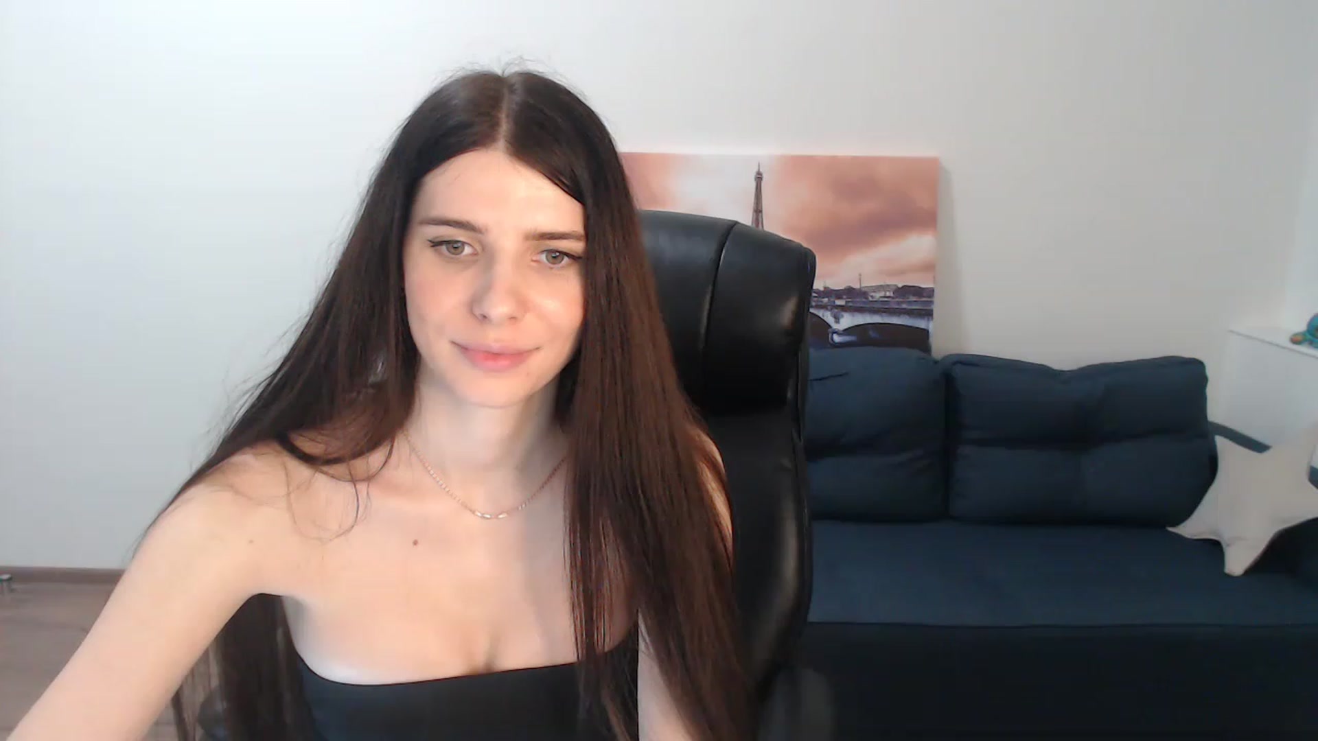 Gallery image thumbnail from SaraRich's myfreecams stream on, 12/23/2022, 15:18 image 18 of 20