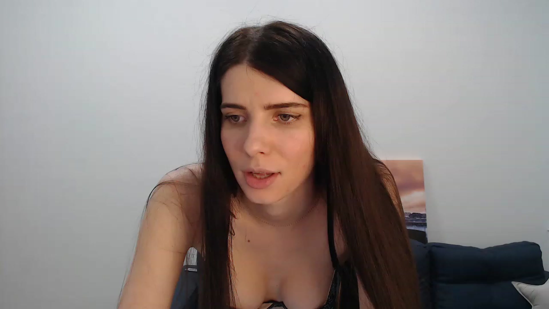 Gallery image thumbnail from SaraRich's myfreecams stream on, 01/07/2023, 16:00 image 6 of 20