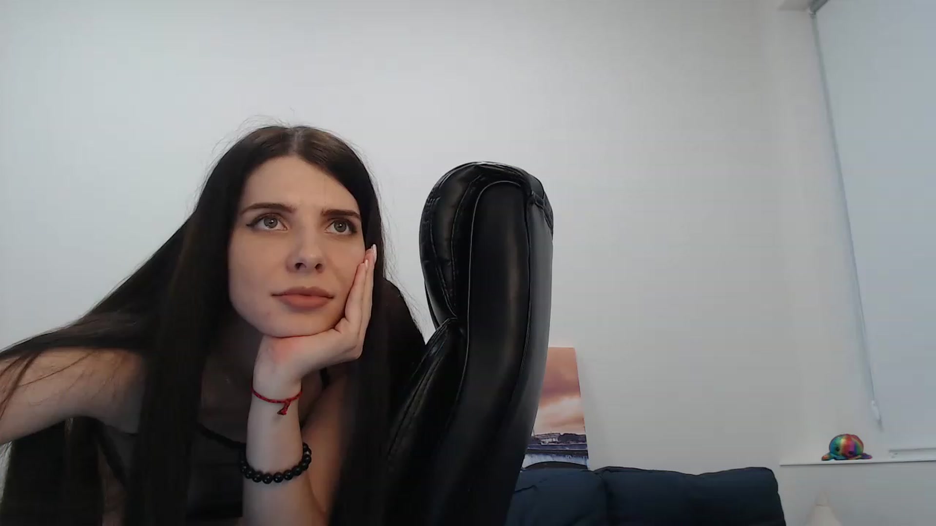Gallery image thumbnail from SaraRich's myfreecams stream on, 01/09/2023, 14:54 image 7 of 20