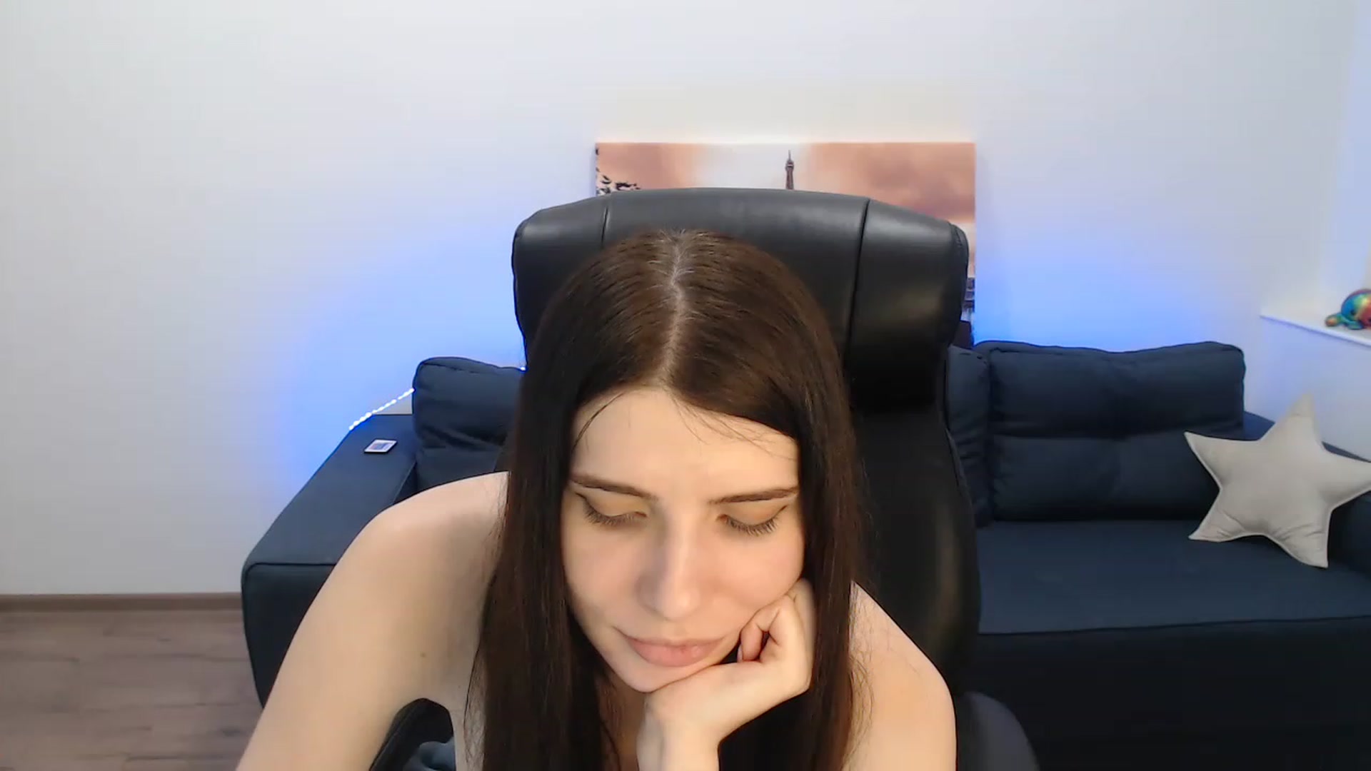 Gallery image thumbnail from SaraRich's myfreecams stream on, 01/09/2023, 17:55 image 8 of 20