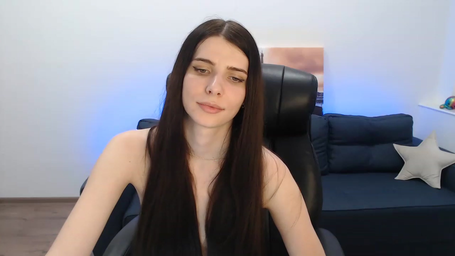 Gallery image thumbnail from SaraRich's myfreecams stream on, 01/09/2023, 17:55 image 16 of 20