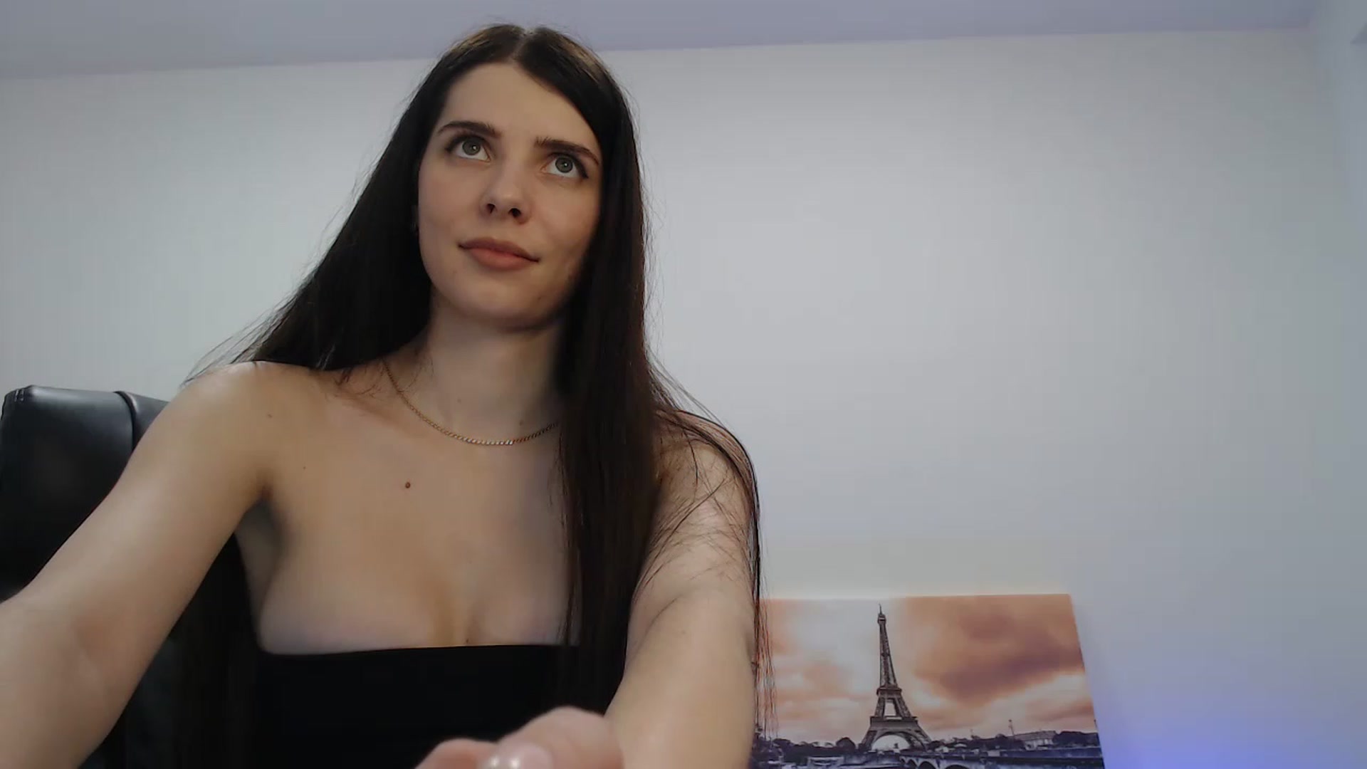 Gallery image thumbnail from SaraRich's myfreecams stream on, 01/10/2023, 14:07 image 8 of 20