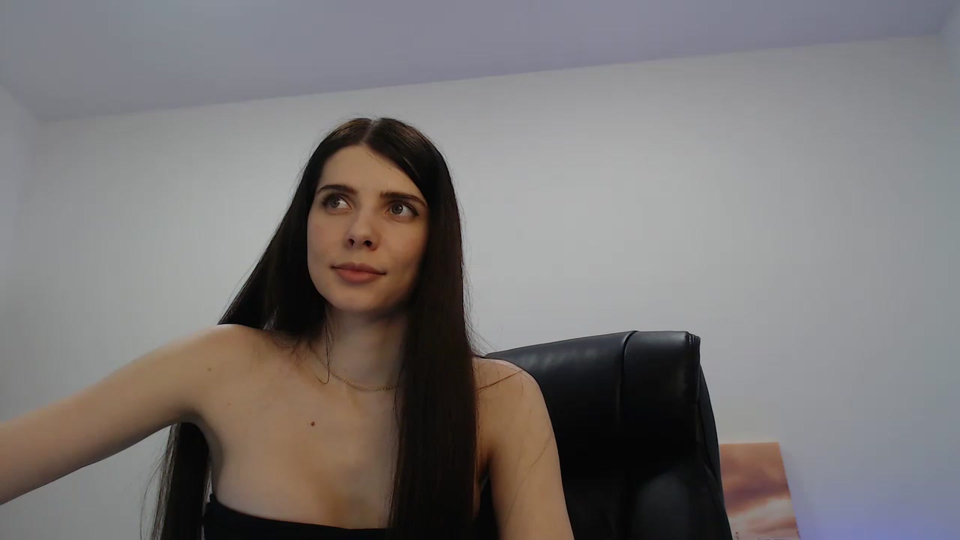 Gallery image thumbnail from SaraRich's myfreecams stream on, 01/10/2023, 15:51 image 2 of 20