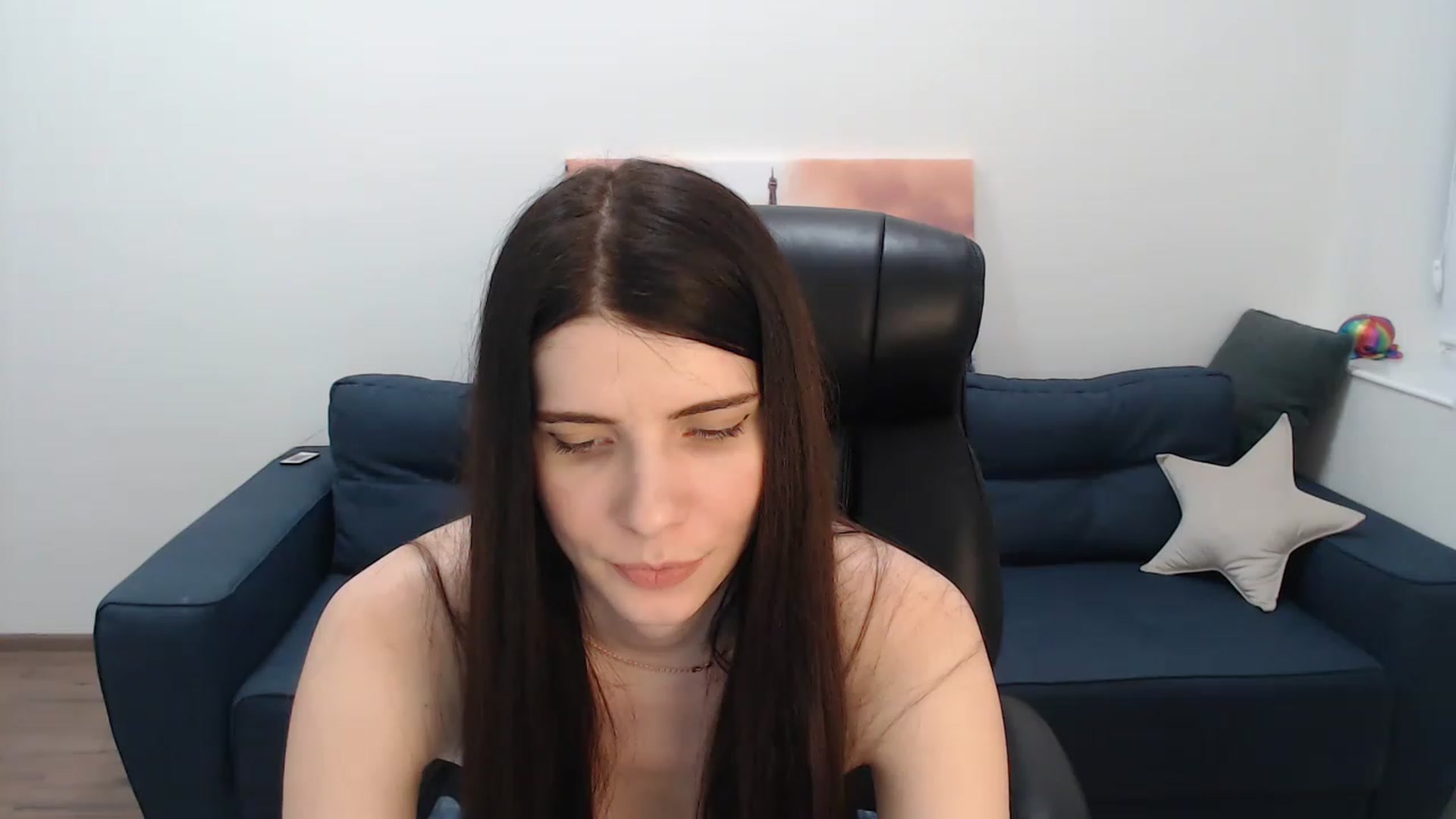 Gallery image thumbnail from SaraRich's myfreecams stream on, 01/13/2023, 14:38 image 14 of 20