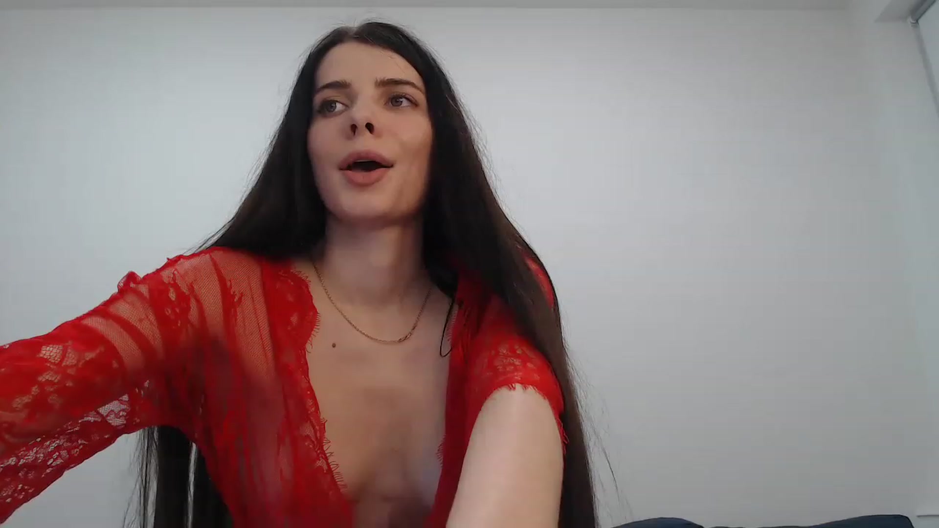 Gallery image thumbnail from SaraRich's myfreecams stream on, 01/18/2023, 17:19 image 14 of 20