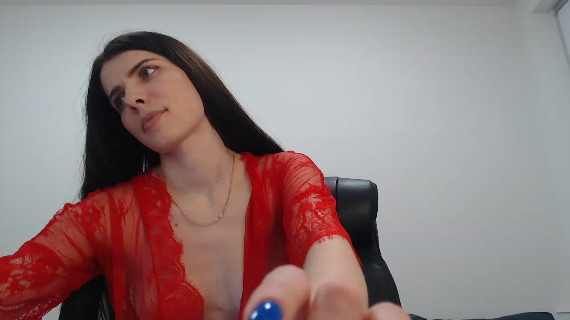 Gallery image thumbnail from SaraRich's myfreecams stream on, 01/18/2023, 17:19 image 12 of 20