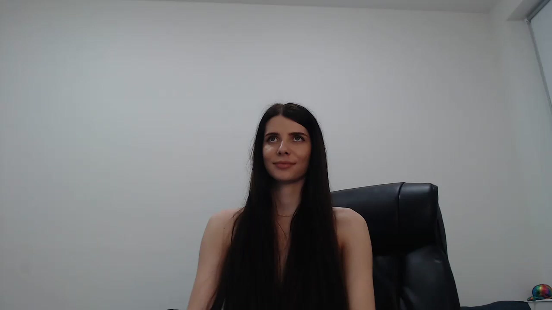 Gallery image thumbnail from SaraRich's myfreecams stream on, 01/22/2023, 15:39 image 19 of 20