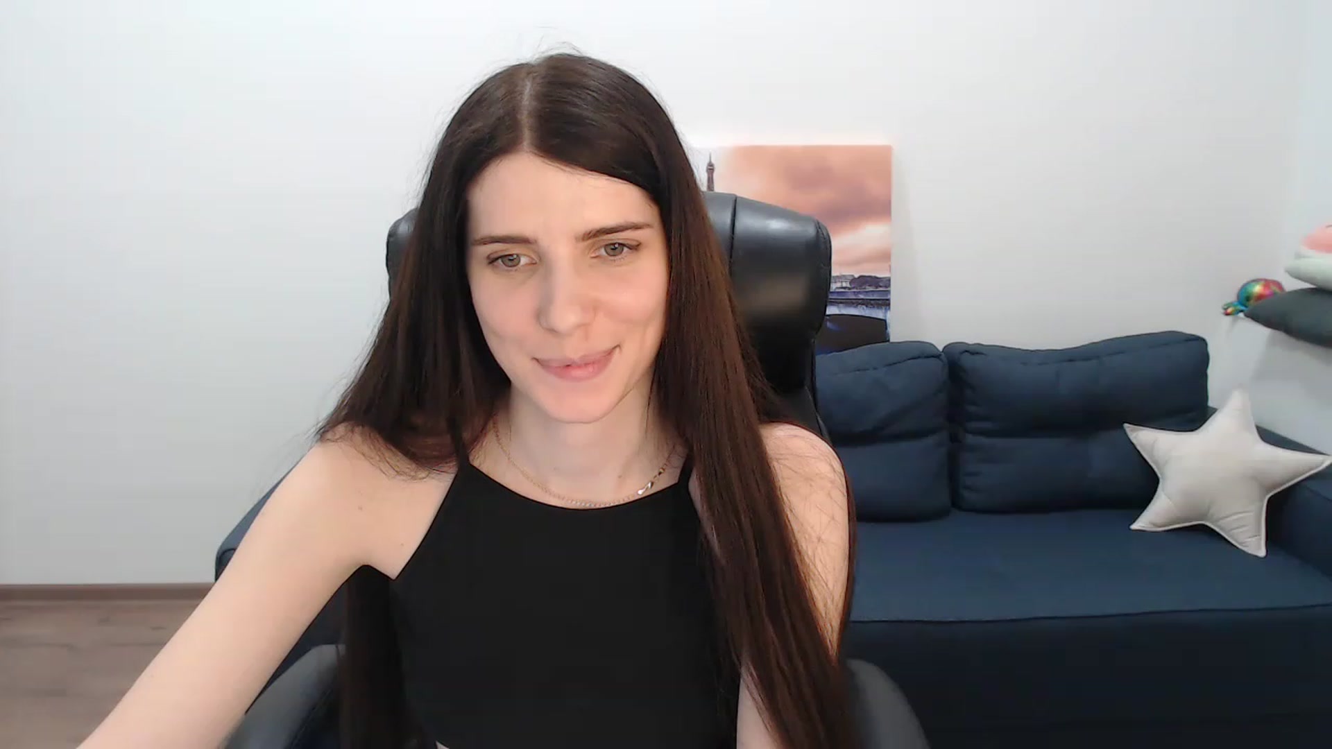 Gallery image thumbnail from SaraRich's myfreecams stream on, 02/01/2023, 16:04 image 18 of 20