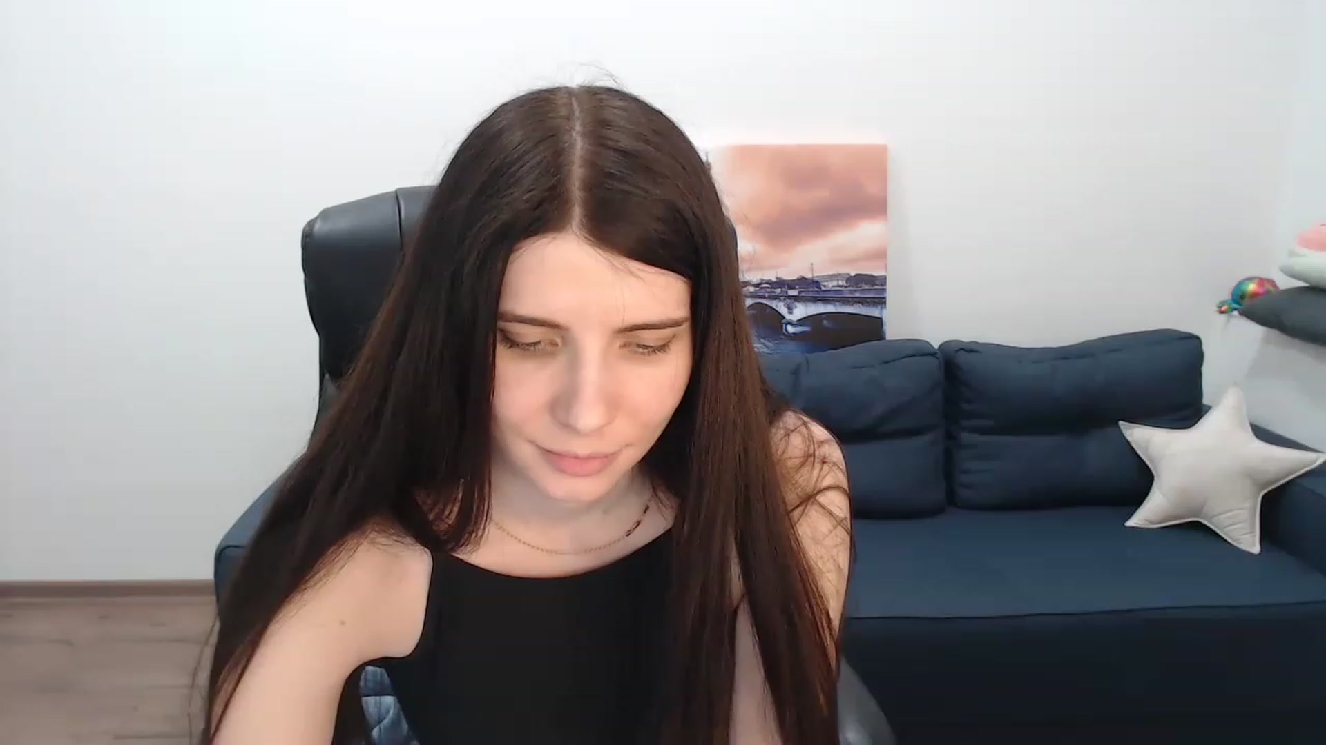 Gallery image thumbnail from SaraRich's myfreecams stream on, 02/01/2023, 16:04 image 6 of 20