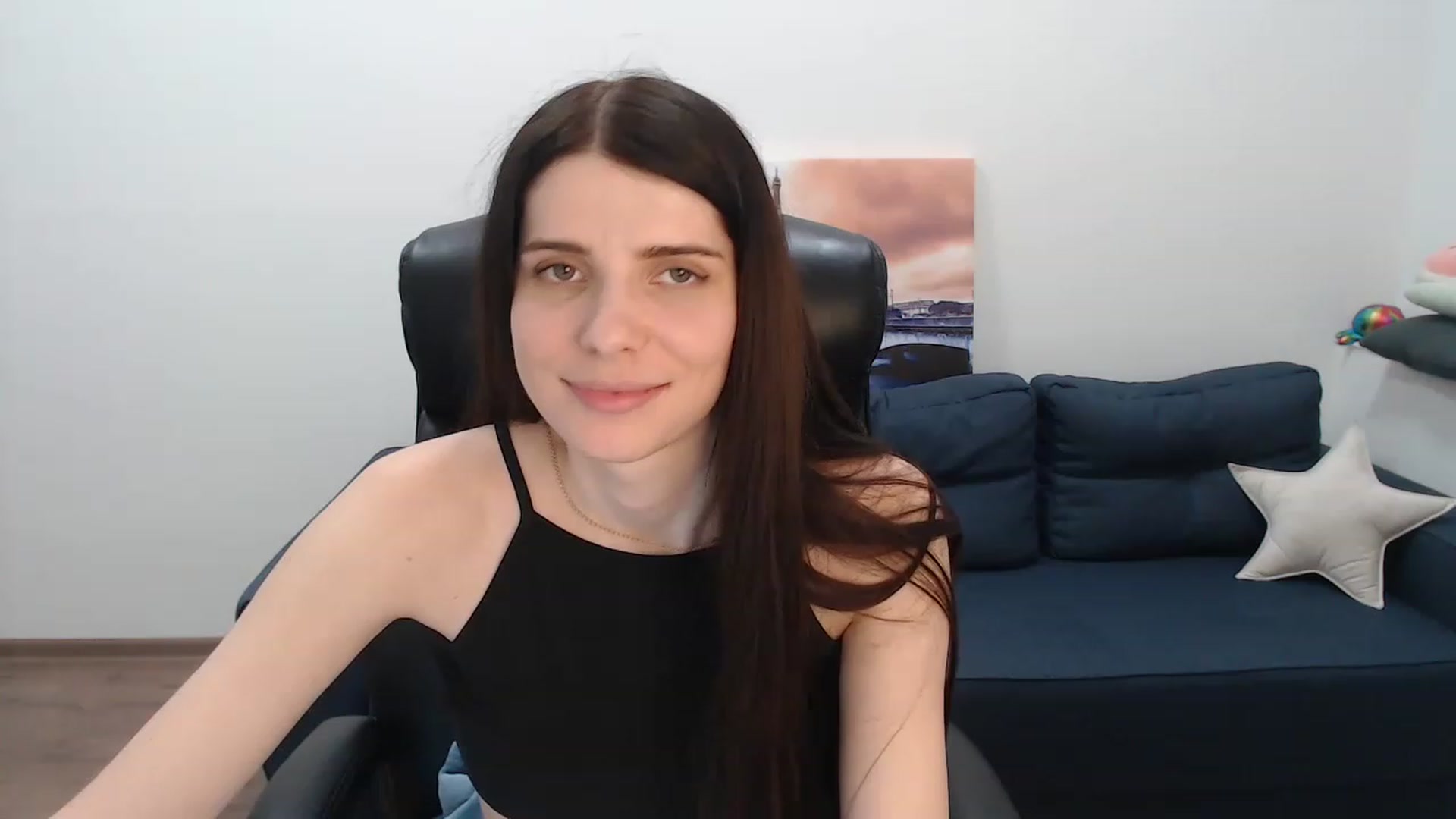 Gallery image thumbnail from SaraRich's myfreecams stream on, 02/01/2023, 16:04 image 12 of 20