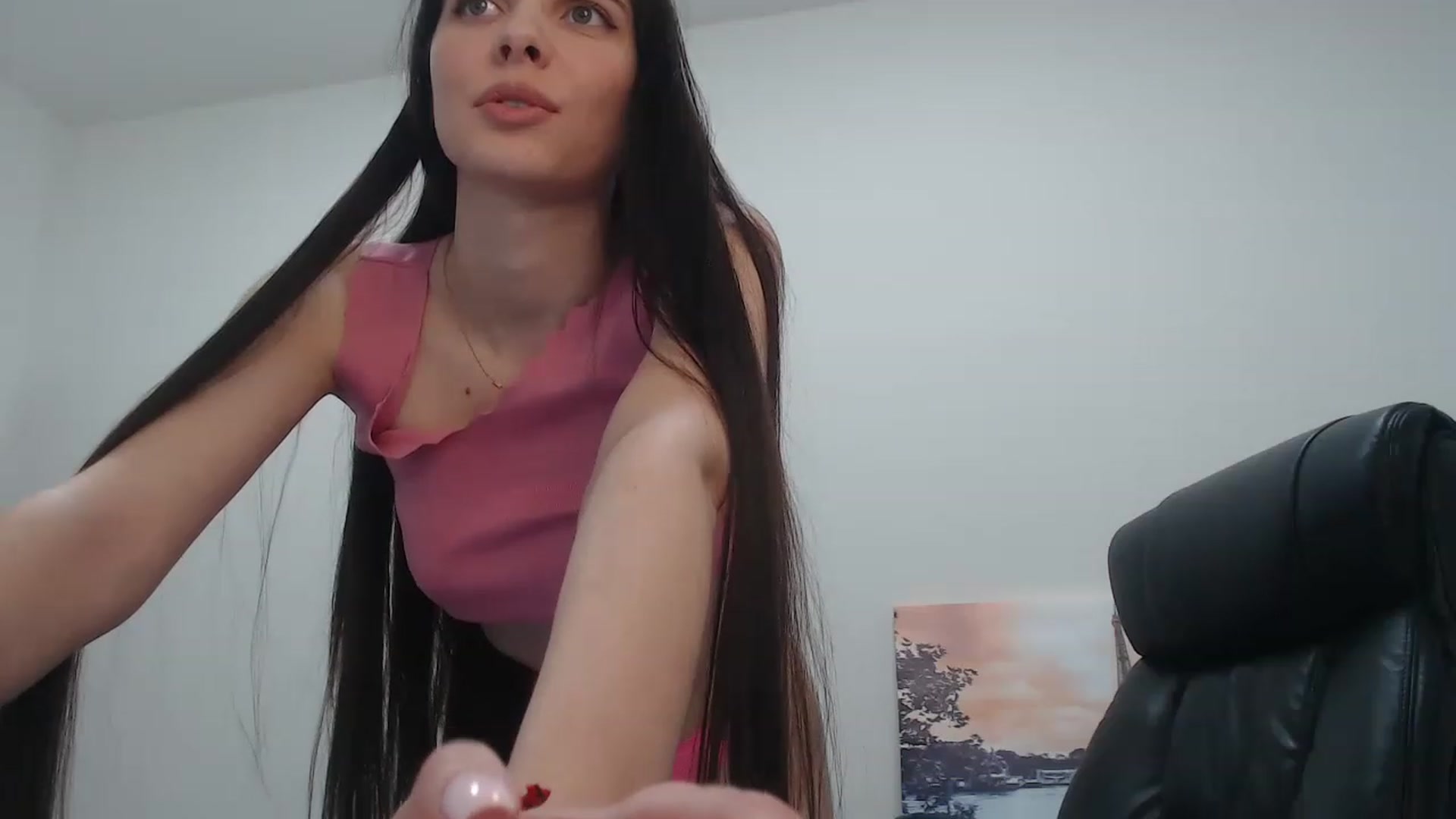 Gallery image thumbnail from SaraRich's myfreecams stream on, 02/10/2023, 13:57 image 19 of 20