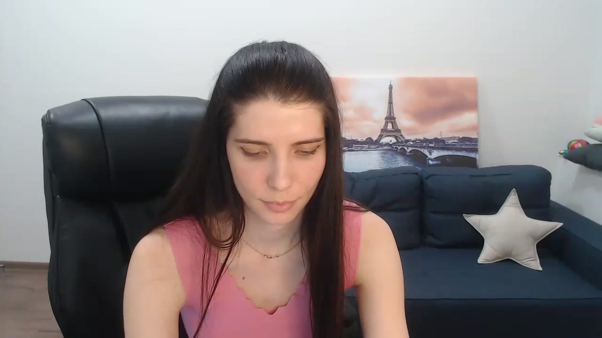 Gallery image thumbnail from SaraRich's myfreecams stream on, 02/10/2023, 15:27 image 19 of 20