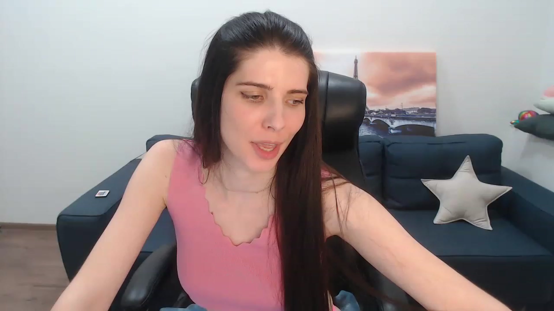 Gallery image thumbnail from SaraRich's myfreecams stream on, 02/10/2023, 17:48 image 18 of 20