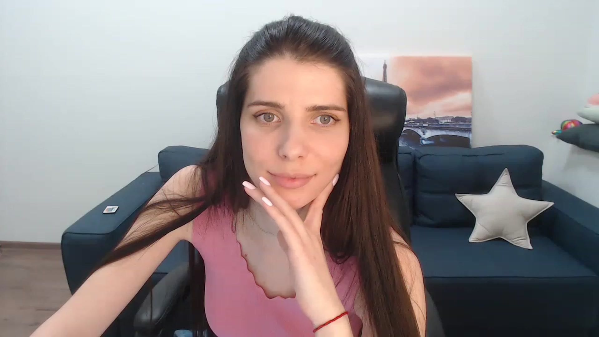Gallery image thumbnail from SaraRich's myfreecams stream on, 02/10/2023, 17:48 image 15 of 20