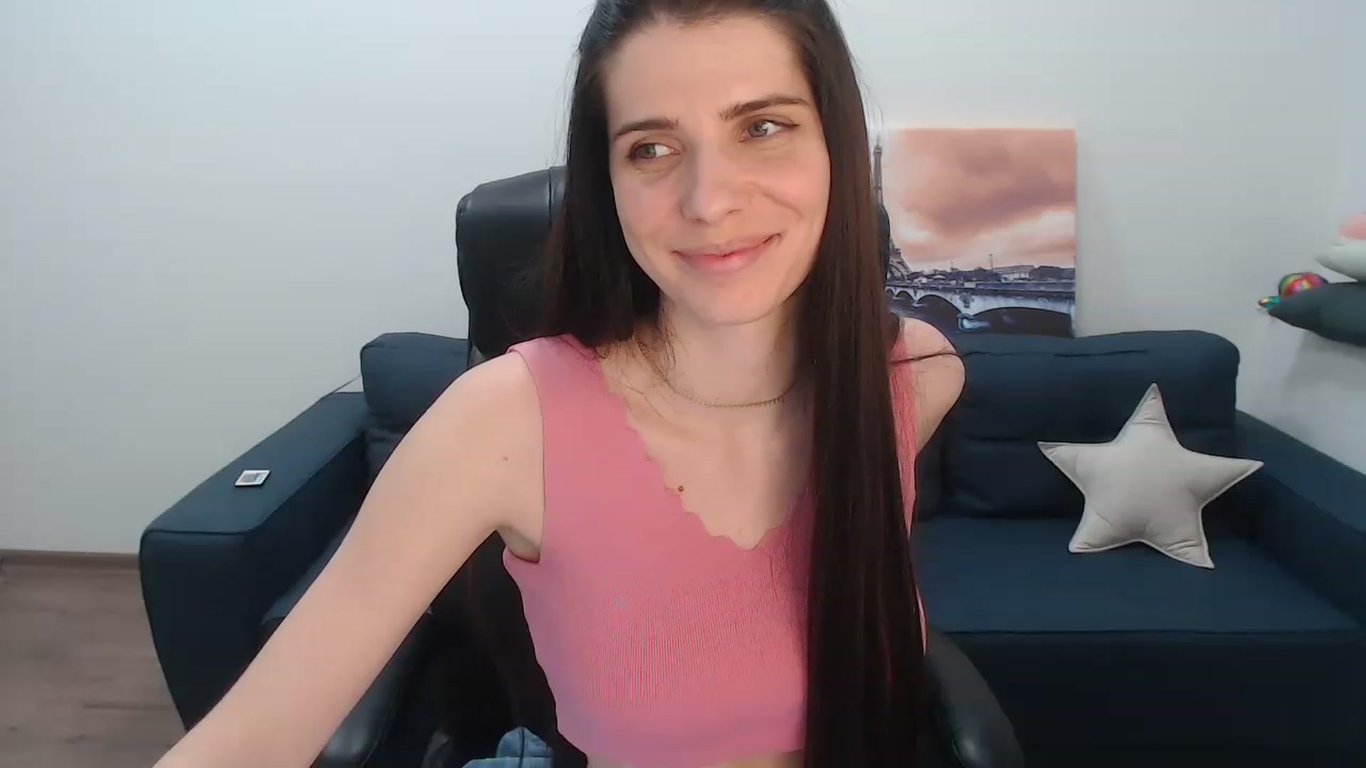 Gallery image thumbnail from SaraRich's myfreecams stream on, 02/10/2023, 17:48 image 16 of 20