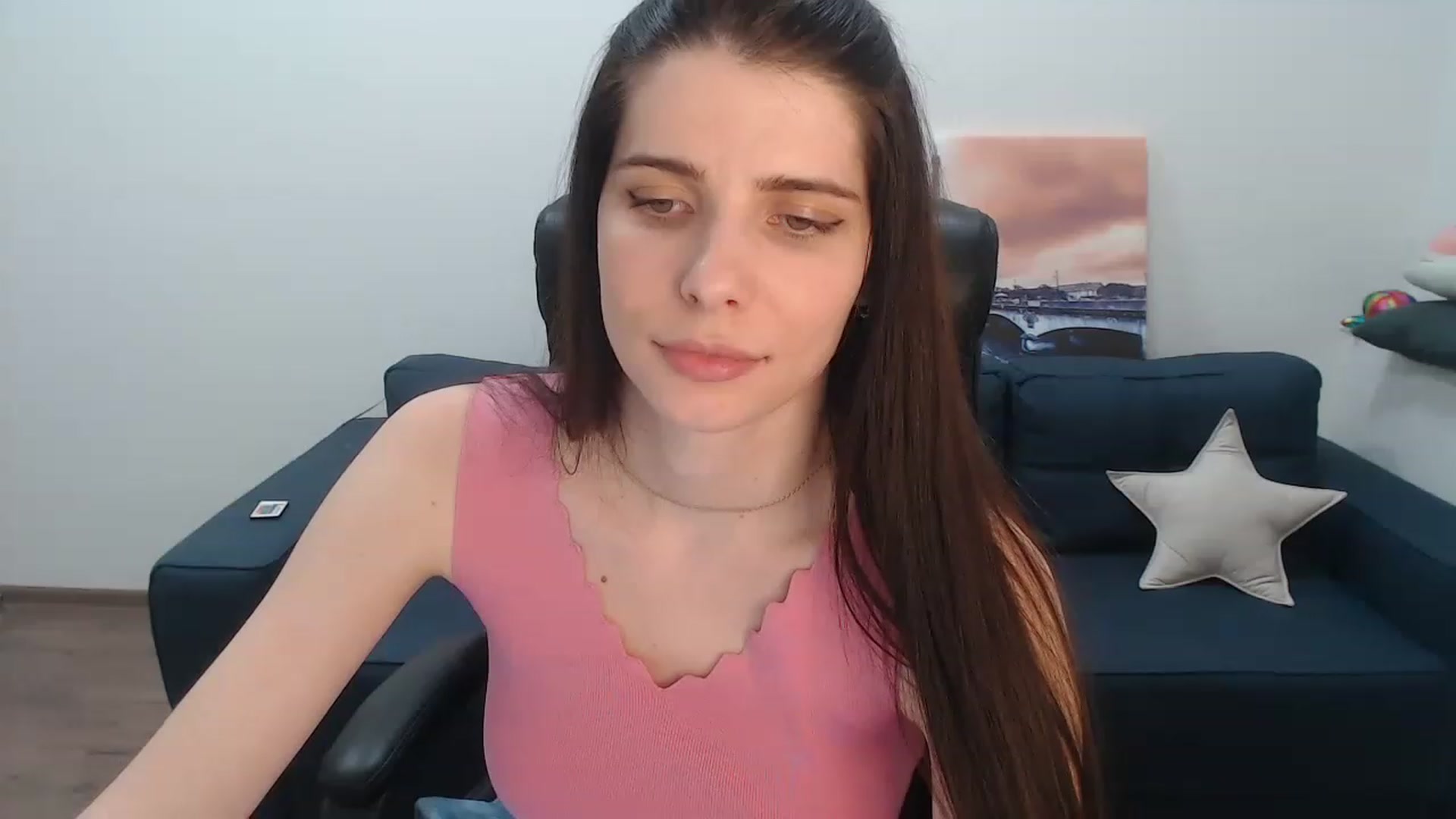 Gallery image thumbnail from SaraRich's myfreecams stream on, 02/10/2023, 17:48 image 17 of 20