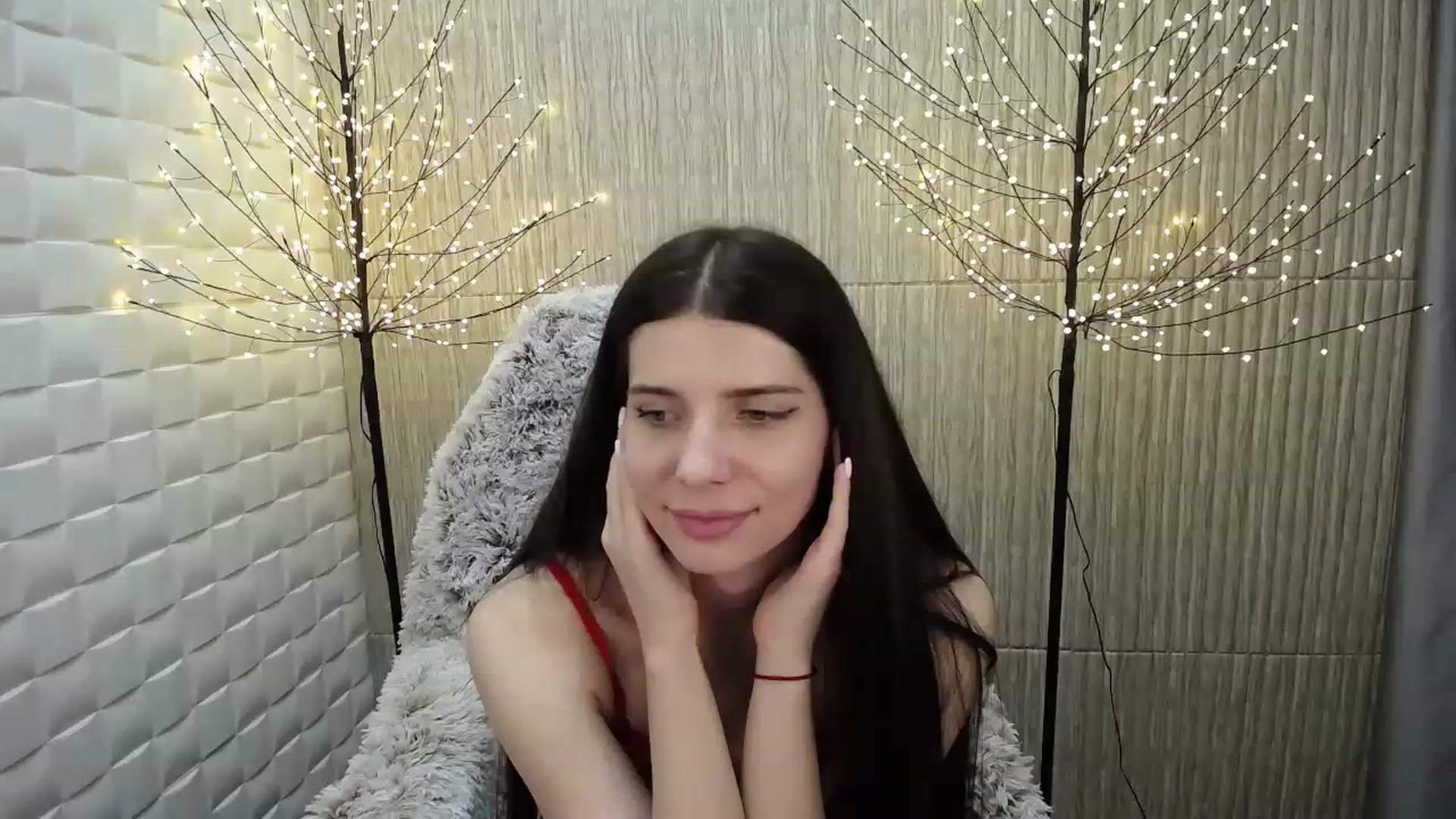 Gallery image thumbnail from SaraRich's myfreecams stream on, 02/15/2023, 14:05 image 3 of 20