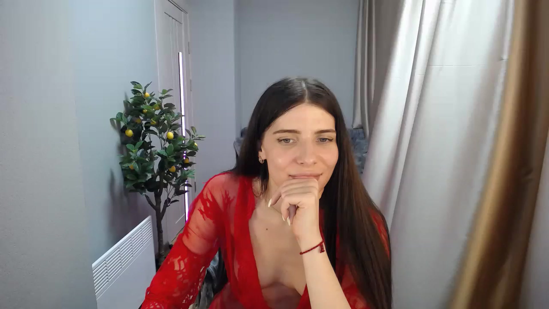 Gallery image thumbnail from SaraRich's myfreecams stream on, 03/14/2023, 13:24 image 5 of 20