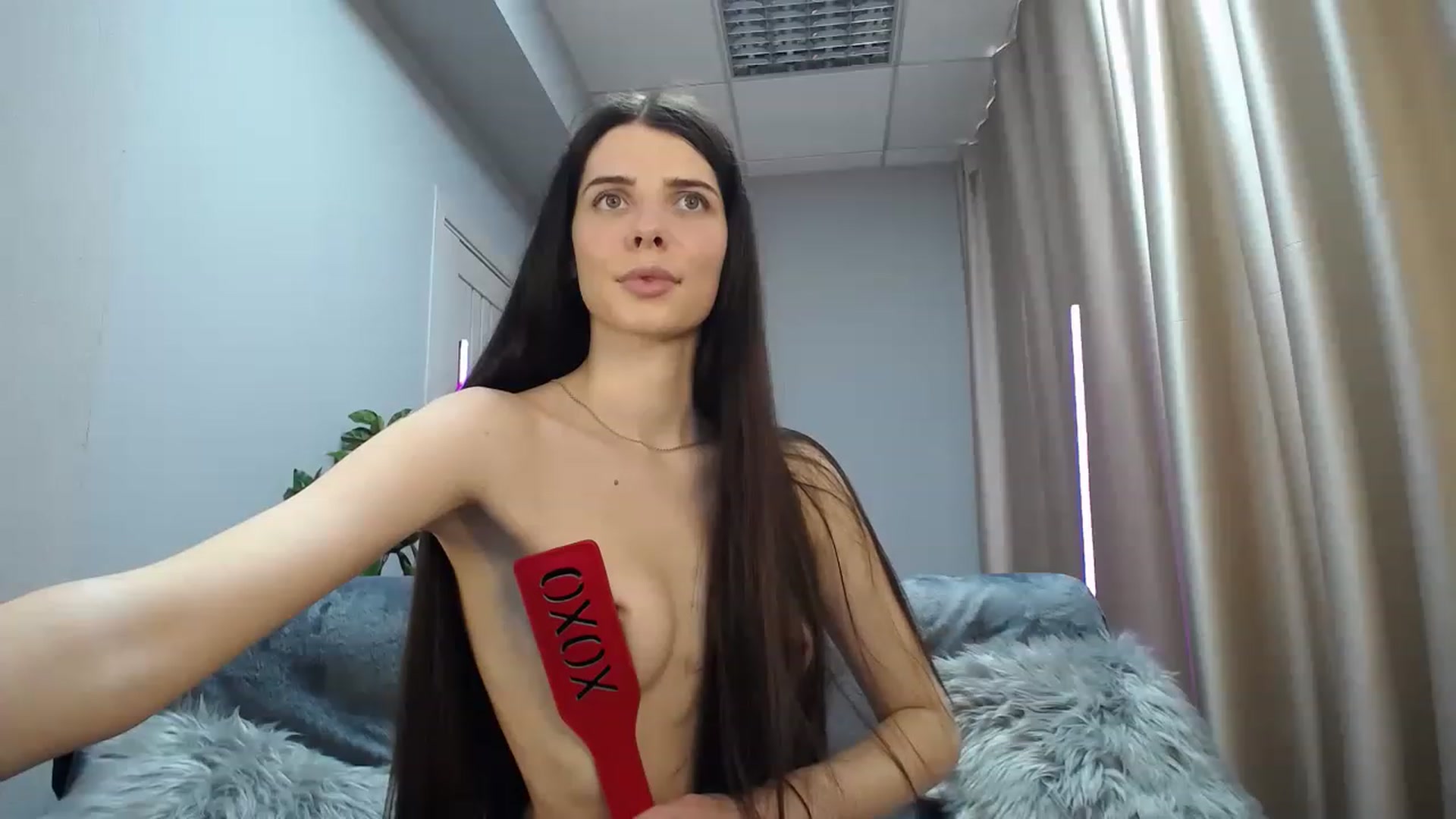 Gallery image thumbnail from SaraRich's myfreecams stream on, 05/05/2023, 08:59 image 17 of 20