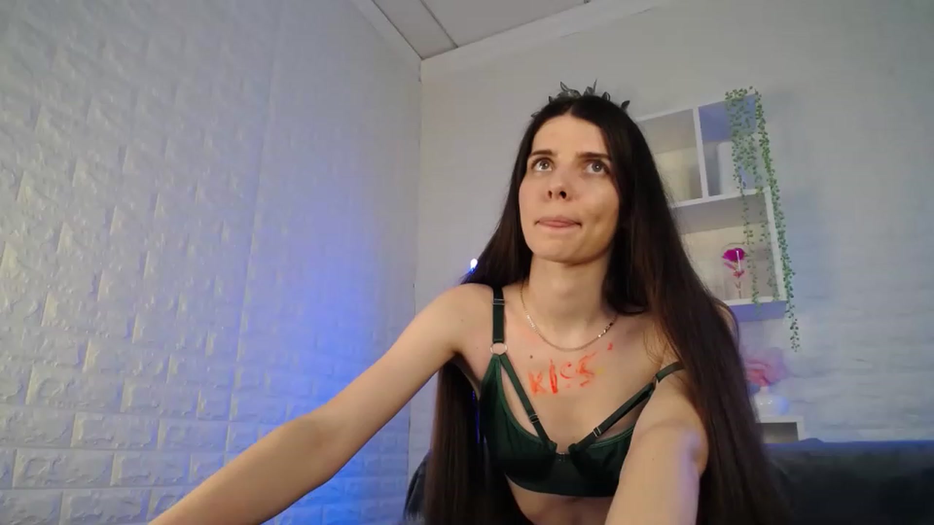 Gallery image thumbnail from SaraRich's myfreecams stream on, 06/26/2023, 12:22 image 20 of 20