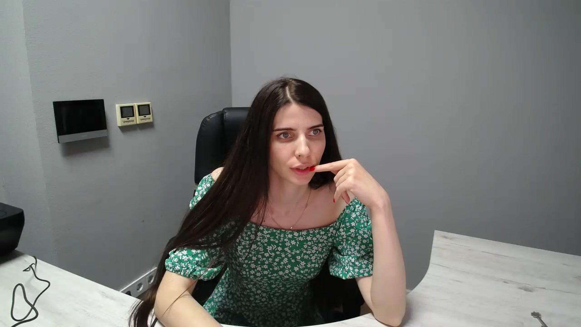 Gallery image thumbnail from SaraRich's myfreecams stream on, 07/04/2023, 11:16 image 3 of 20