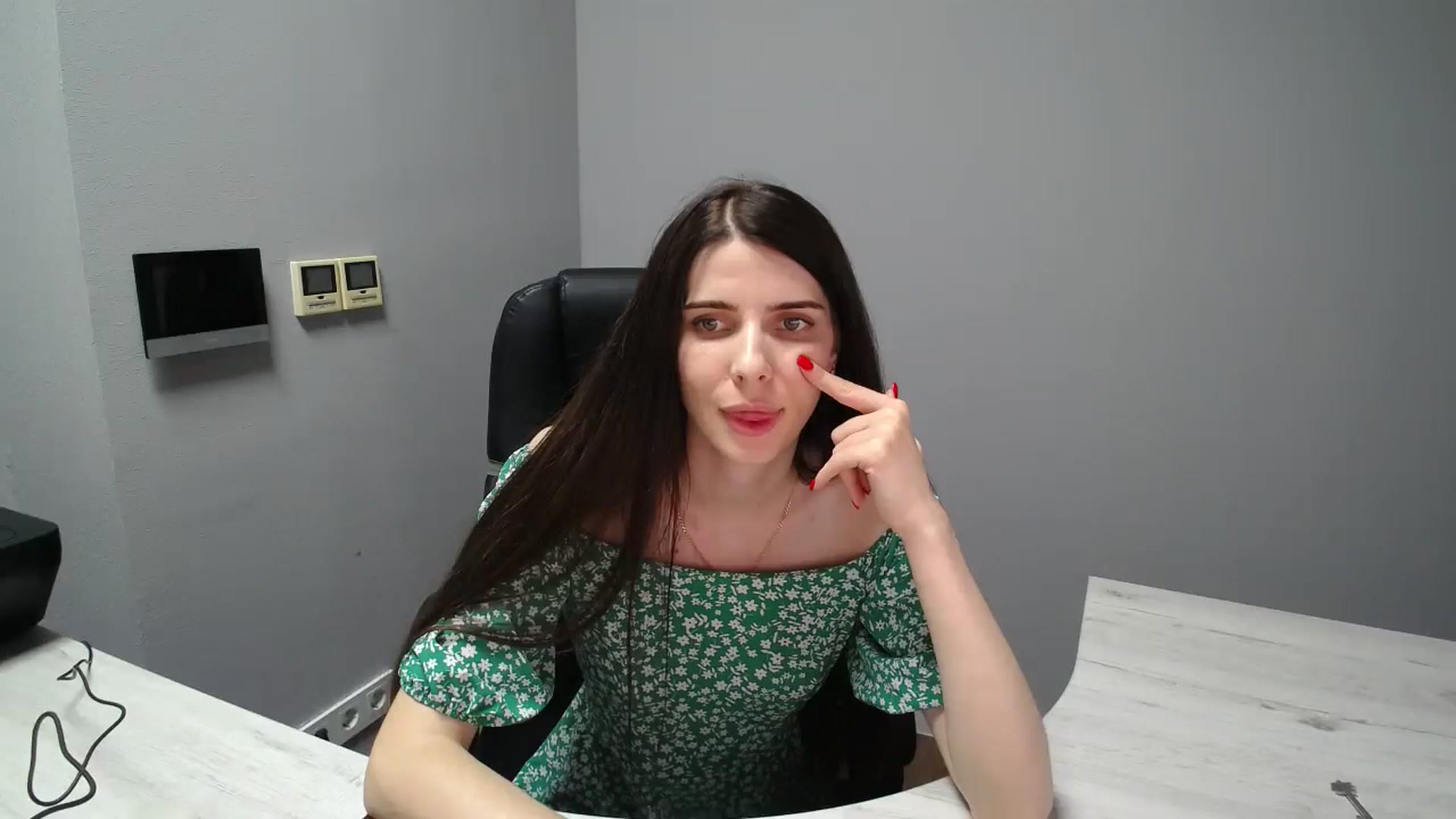 Gallery image thumbnail from SaraRich's myfreecams stream on, 07/04/2023, 11:16 image 17 of 20